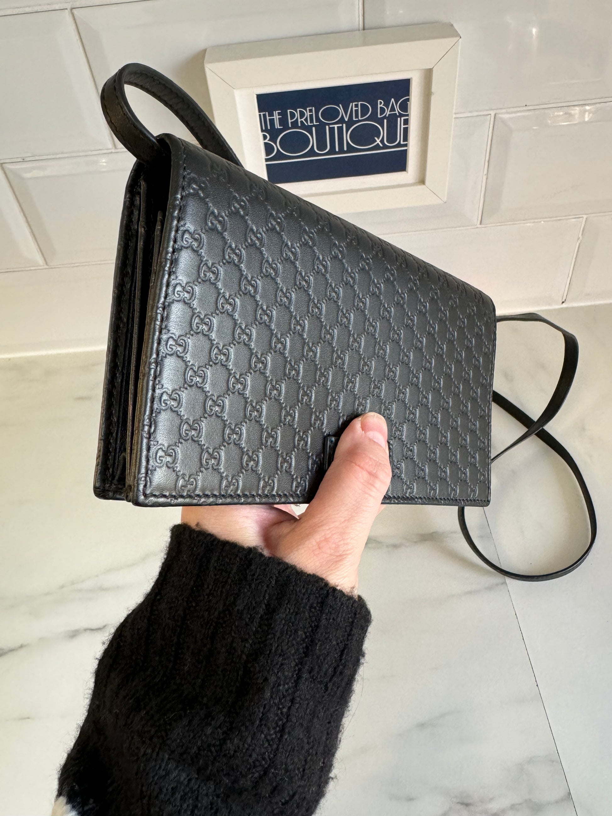 Gucci wallet cheap crossbody microguccissima black