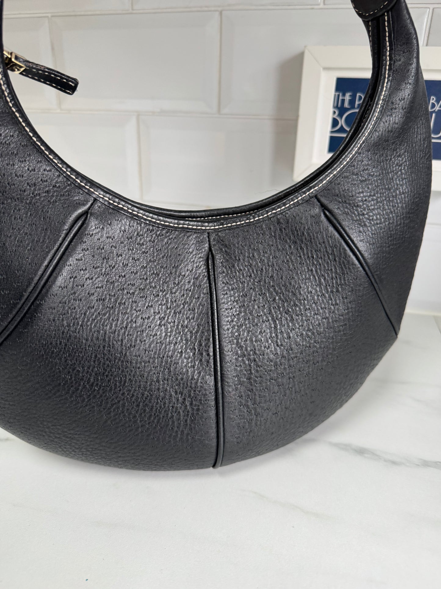 Ferragamo Gancini Shoulder Bag - Black