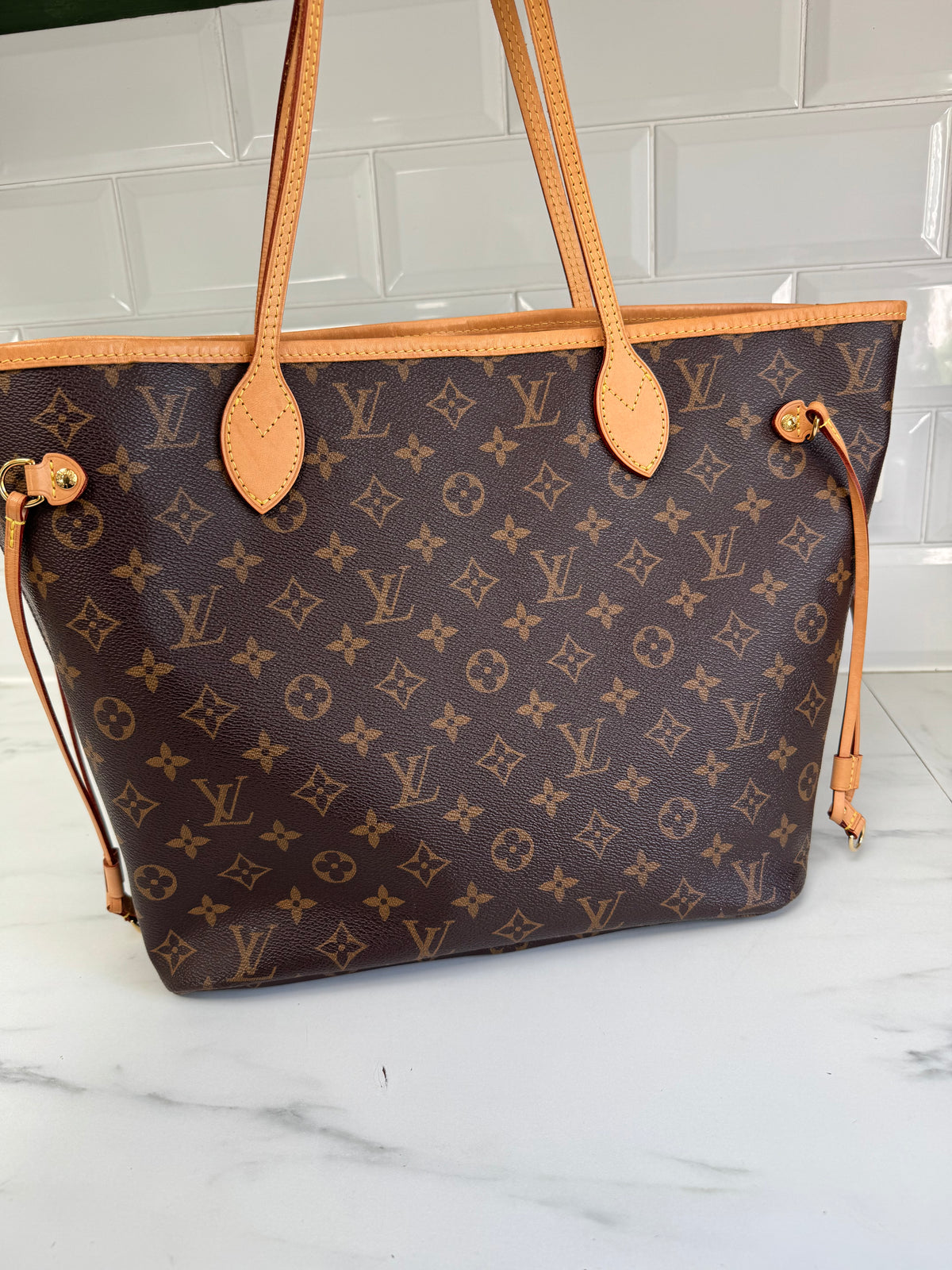 Louis Vuitton MM Neverfull & Pouch- Monogram Cerises