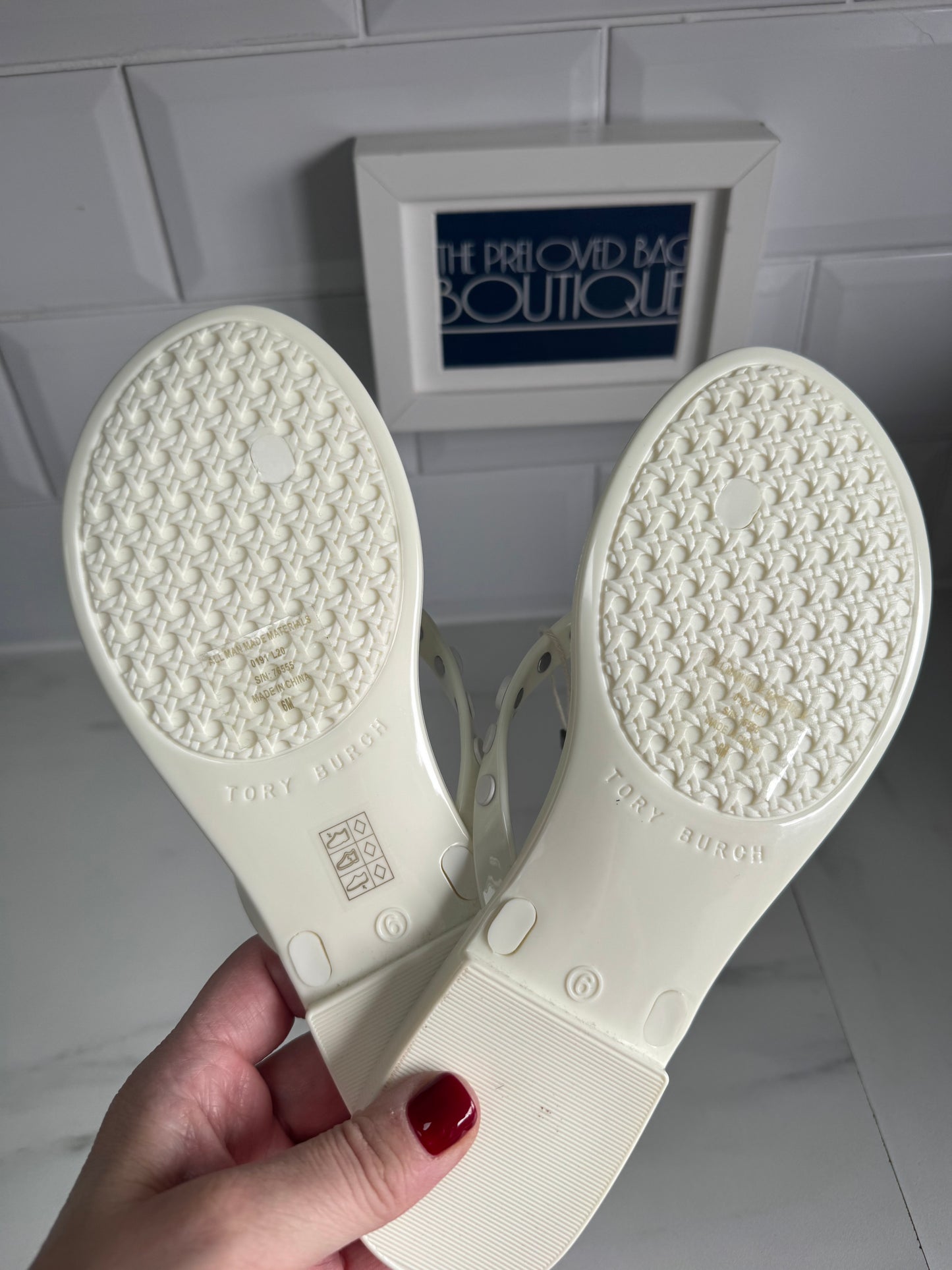 Tory Birch Flip Flops - White