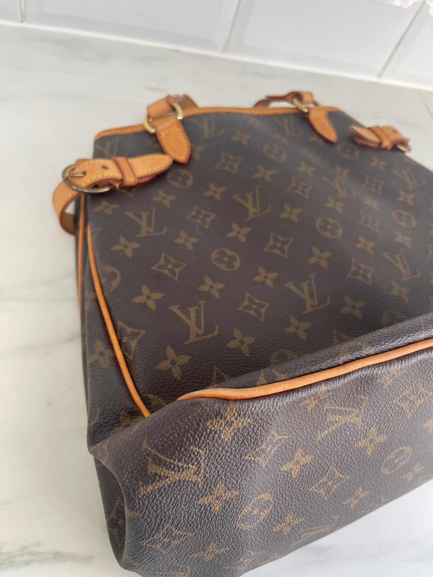 Louis Vuitton Batignoles Vertical - Monogram