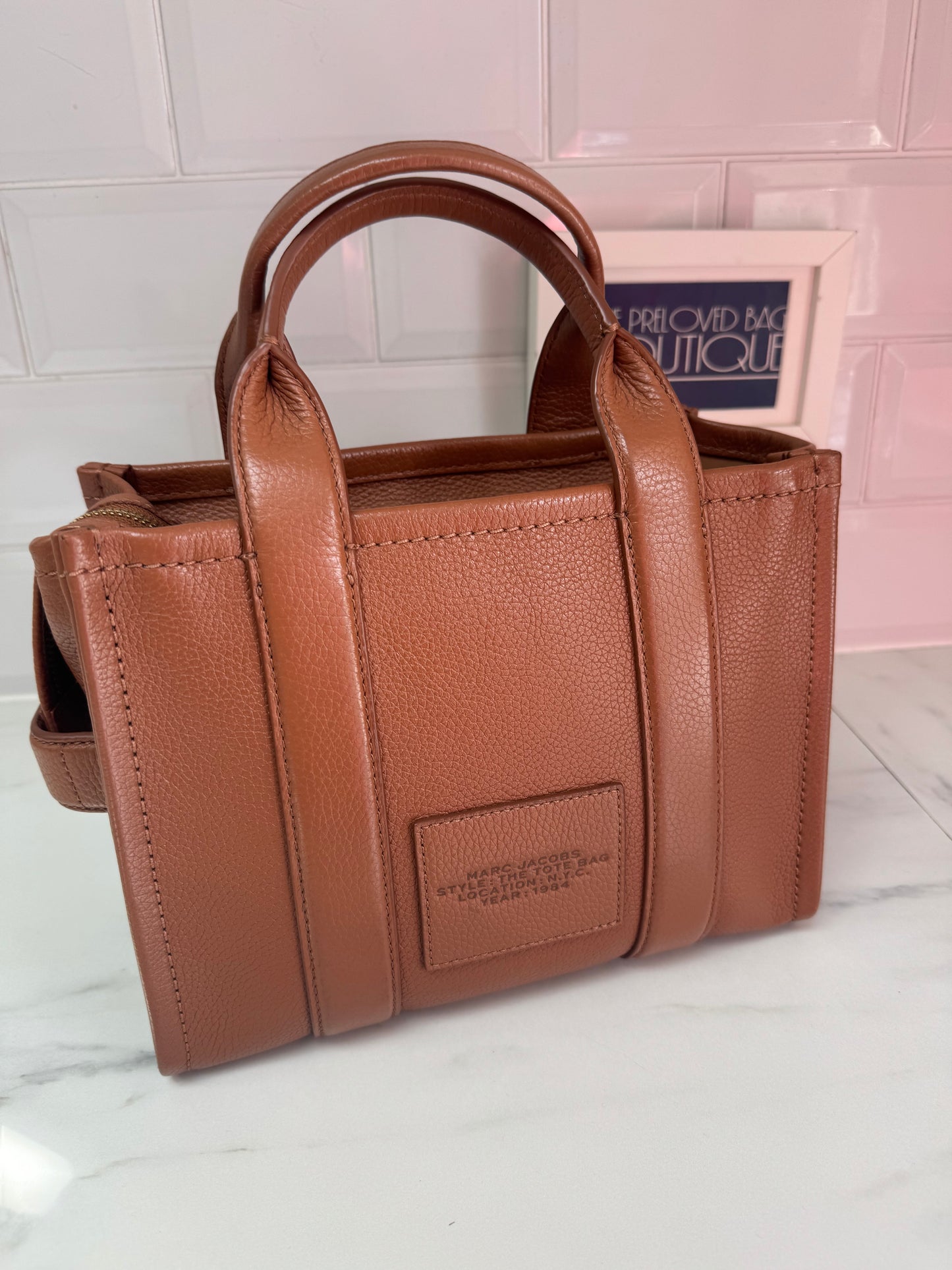 Marc Jacobs Small The Tote Bag - Argan Oil (Tan)