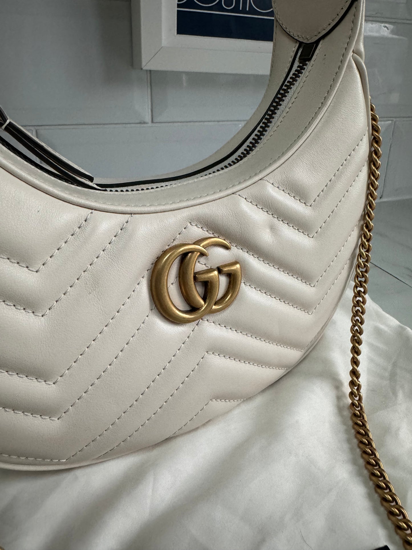 Gucci Marmont Half Moon Shaped Mini Bag - White