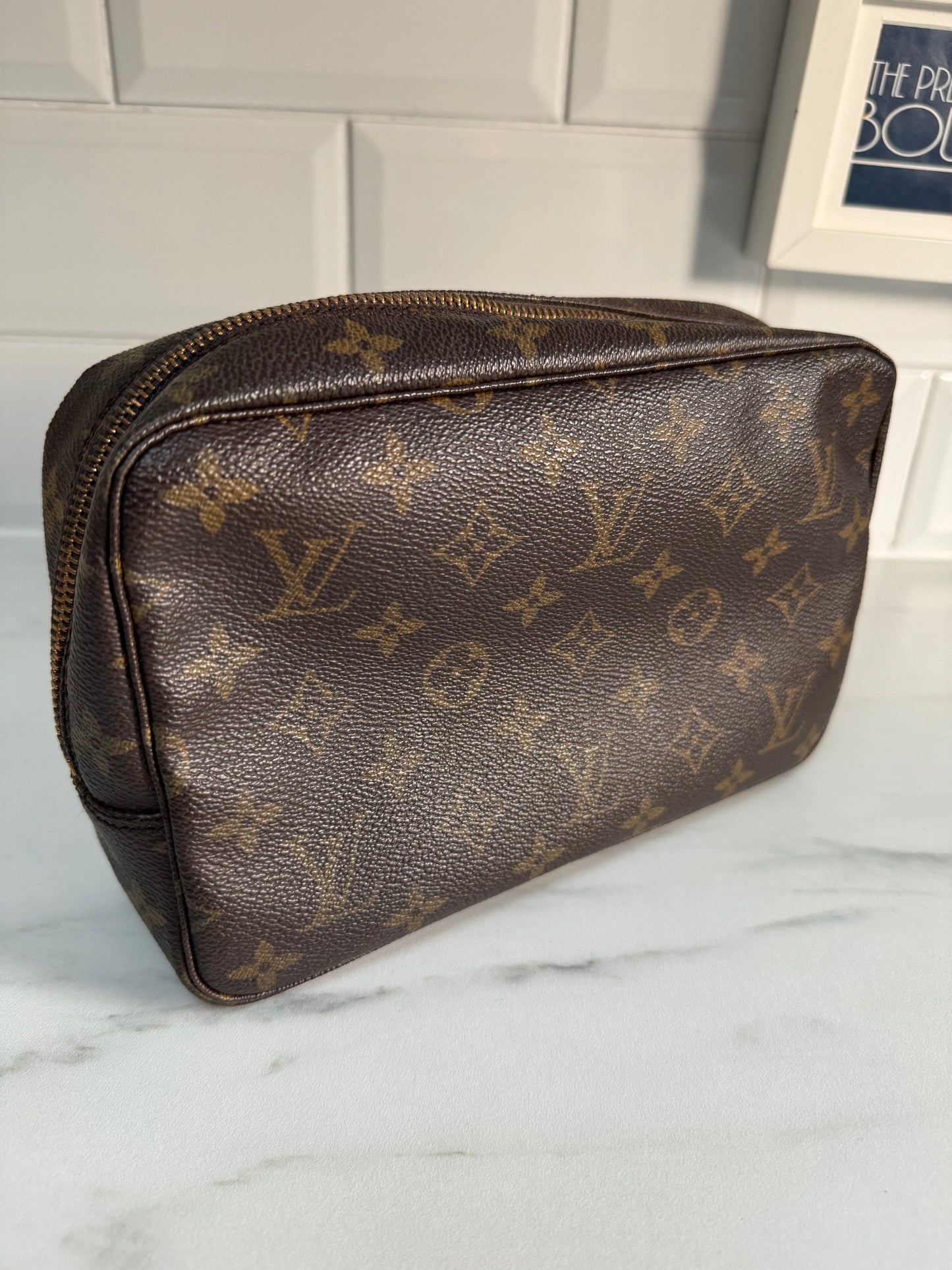 Louis Vuitton Trousse 23 - Monogram