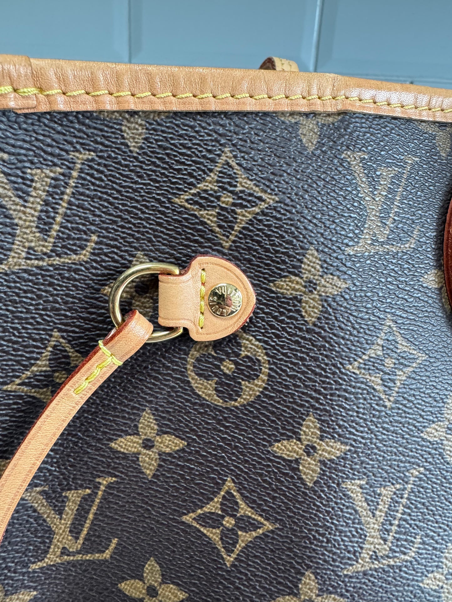 Louis Vuitton Neverfull MM & Pouch - Monogram Cerises
