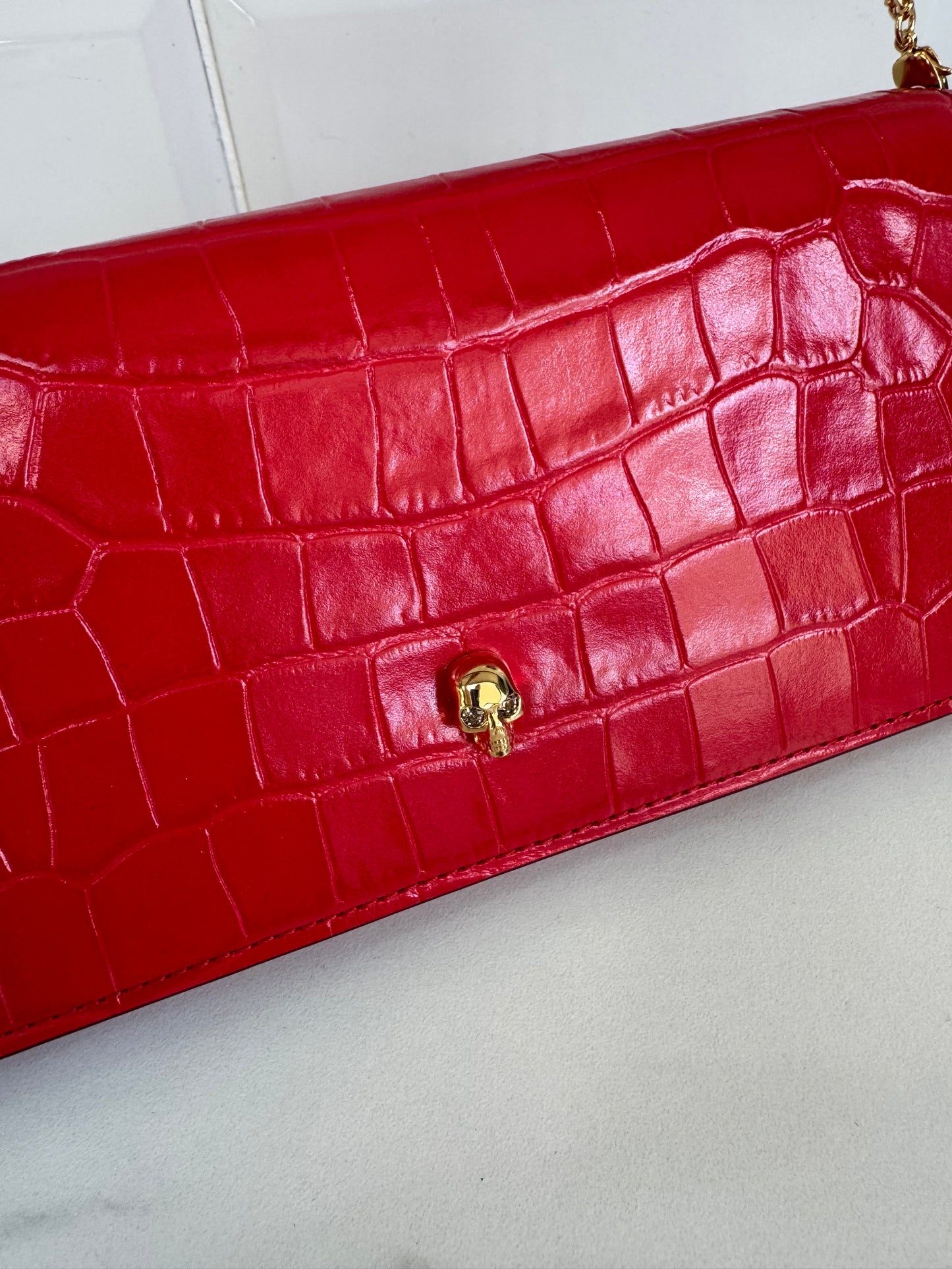 Alexander McQueen Small Skull Croc Embossed WOC - Red