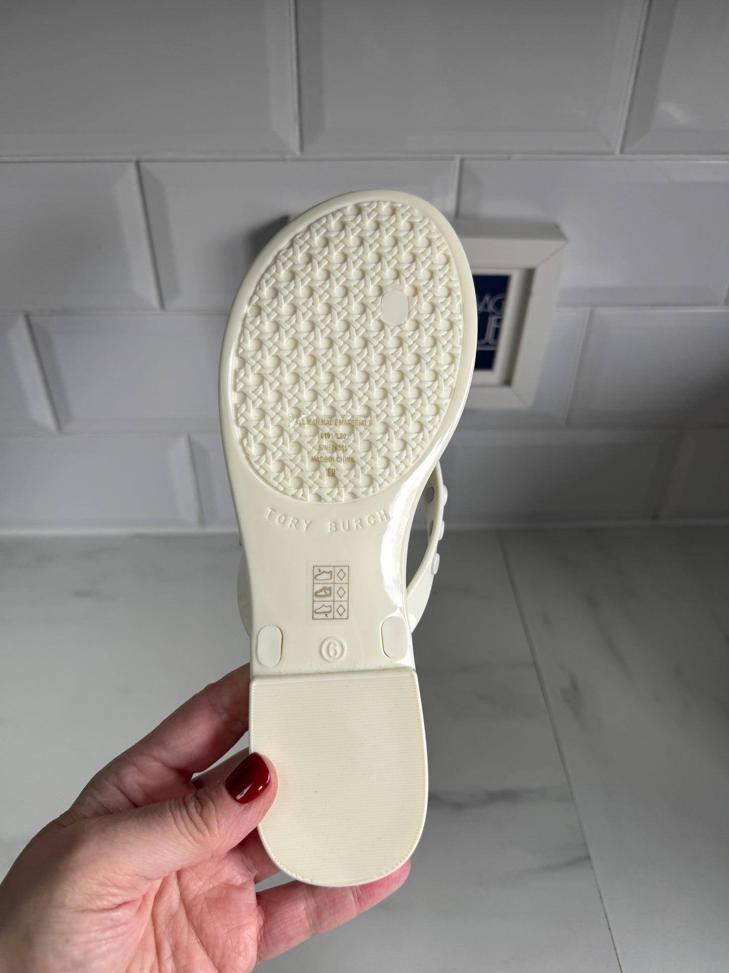 Tory Birch Flip Flops - White