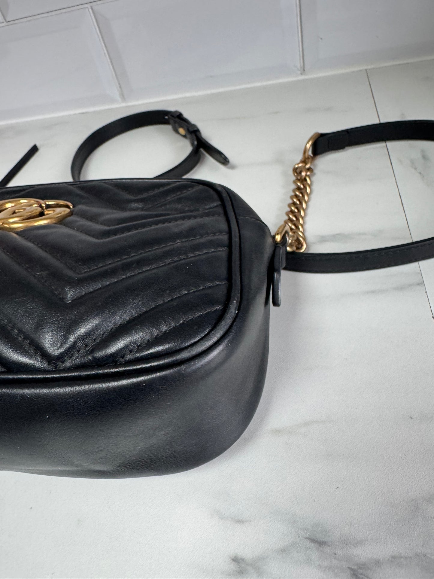 Gucci GG Mini Marmont Shoulder Bag - Black