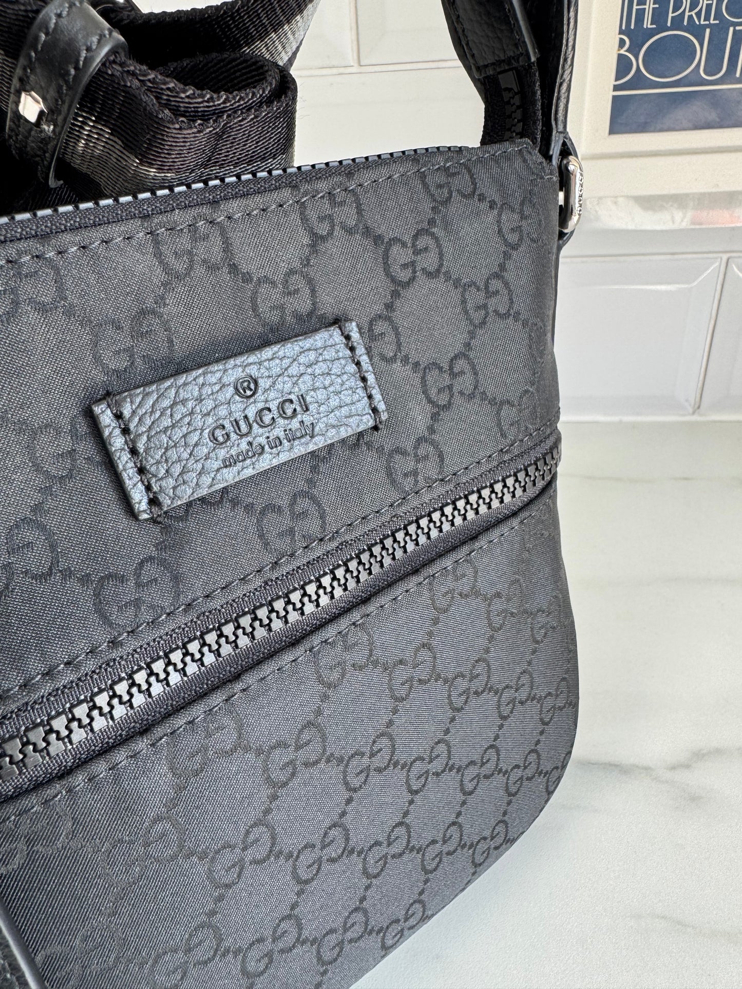 Gucci Nylon Mini Flat Messenger - Black