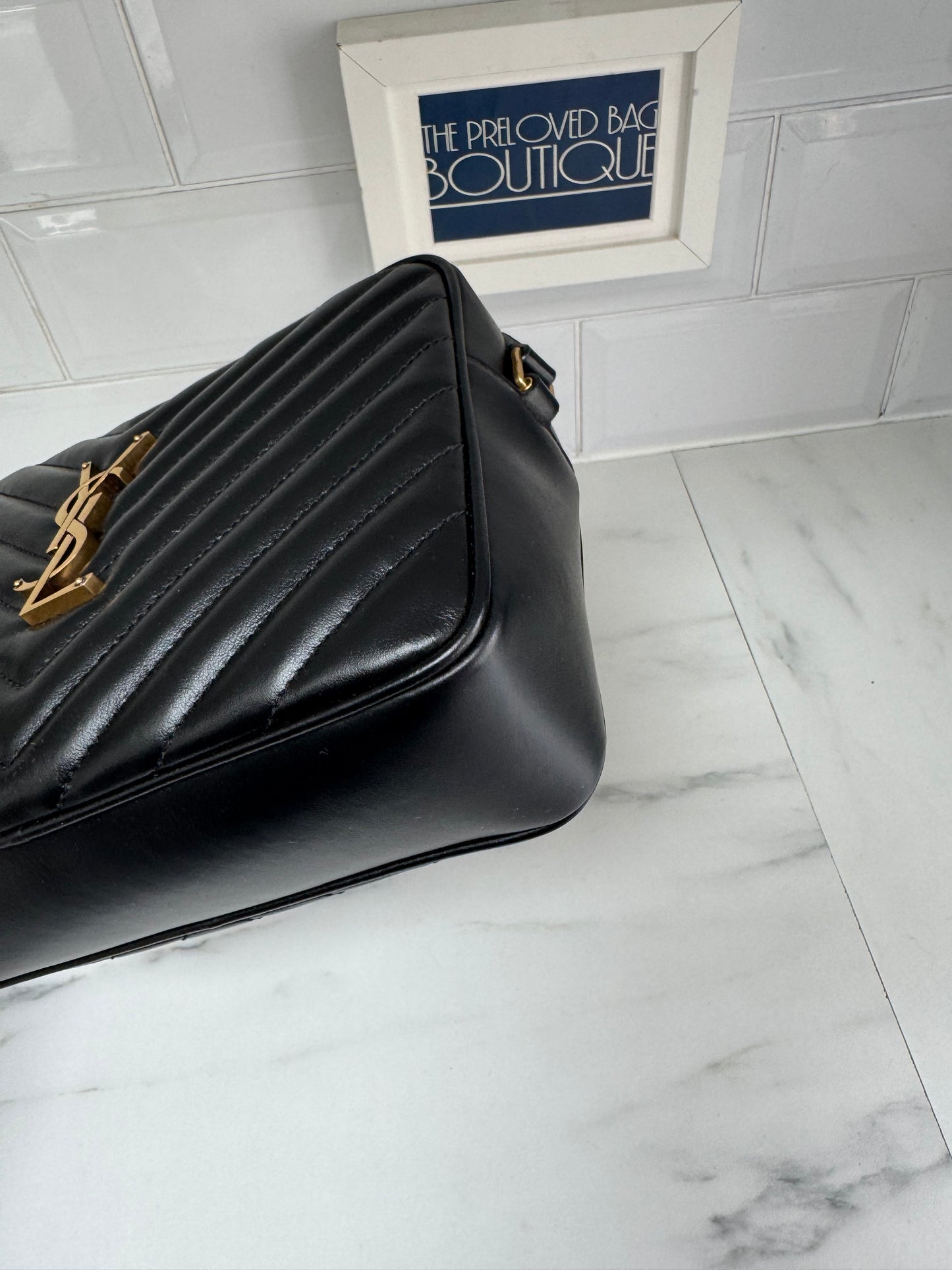Saint Laurent Medium Lou Satchel - Black