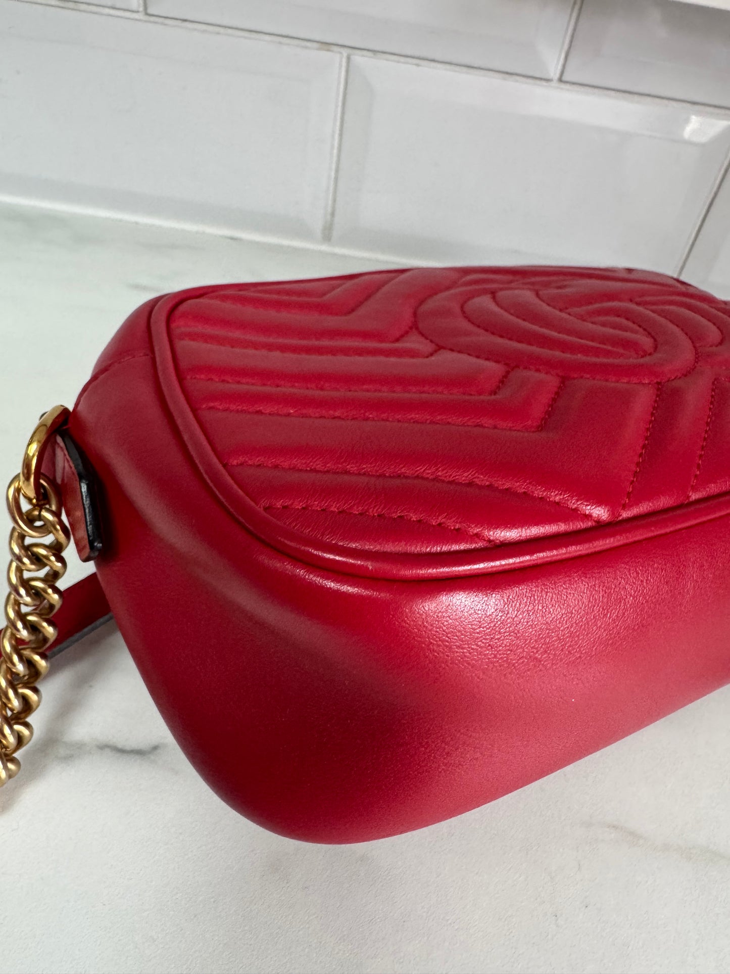 Gucci Marmont Small Shoulder Bag - Red