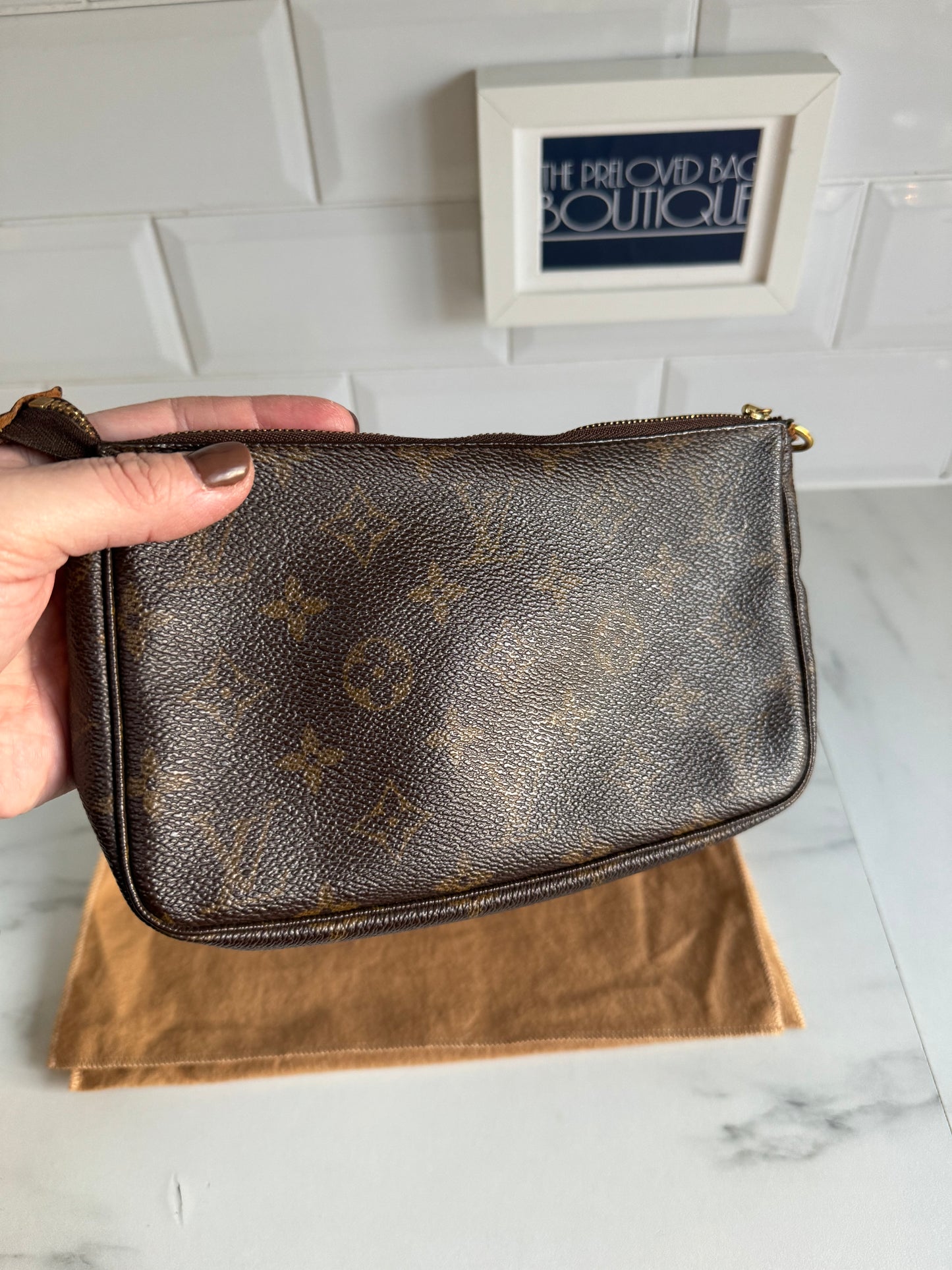 Louis Vuitton Pochette Accessories - Monogram