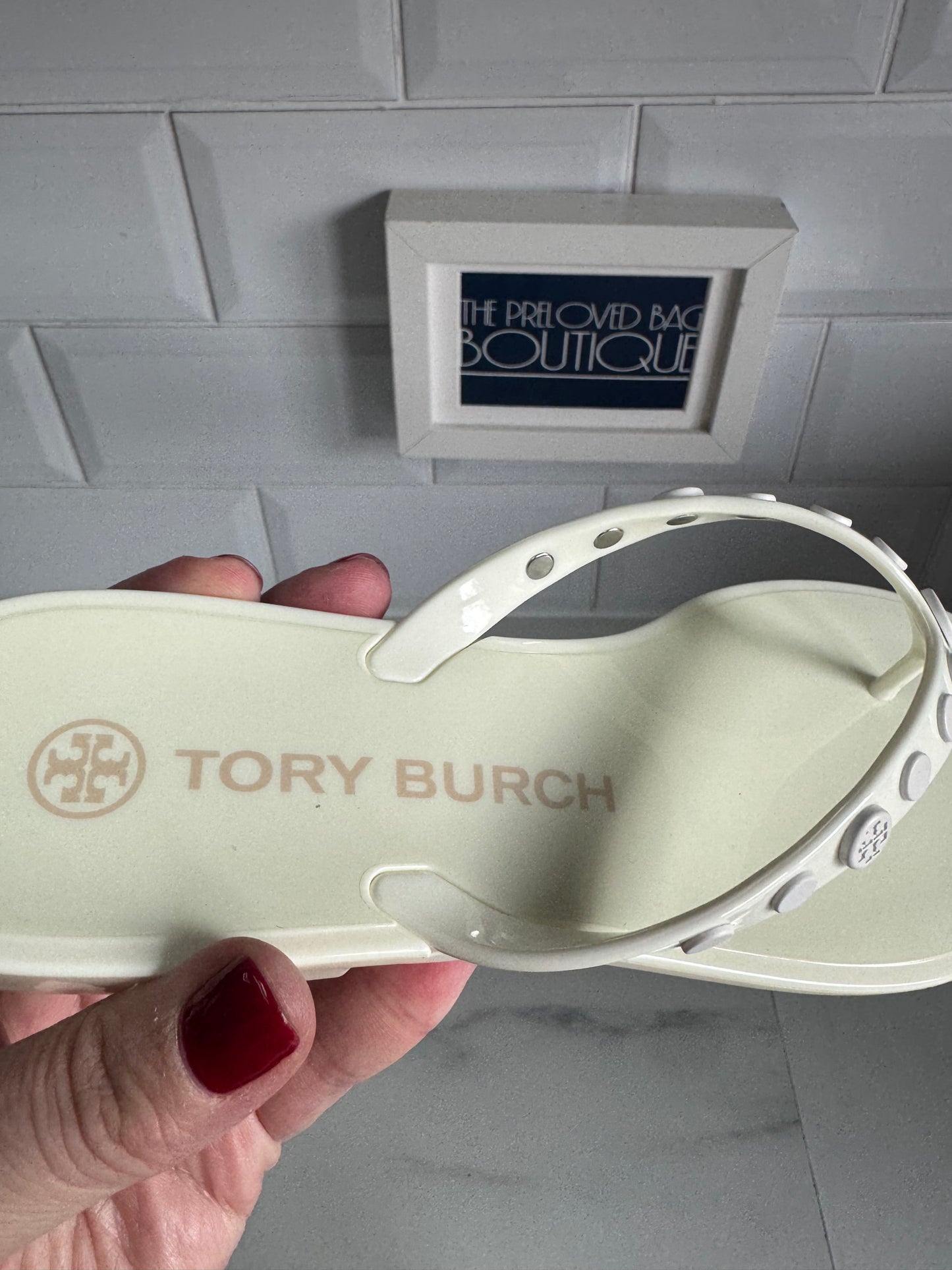 Tory Birch Flip Flops - White