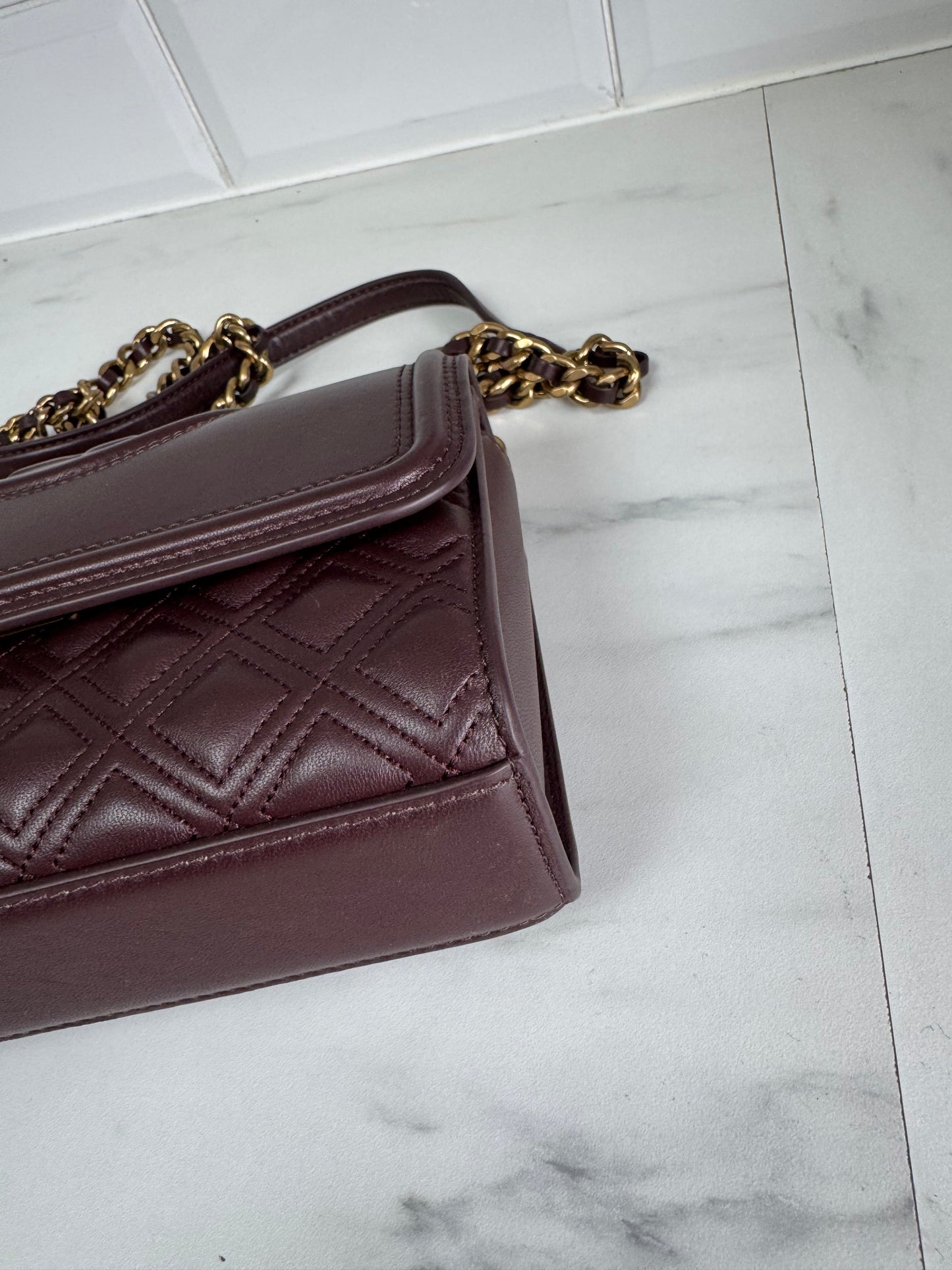Tory Burch Fleming Shoulder Bag - Burgundy