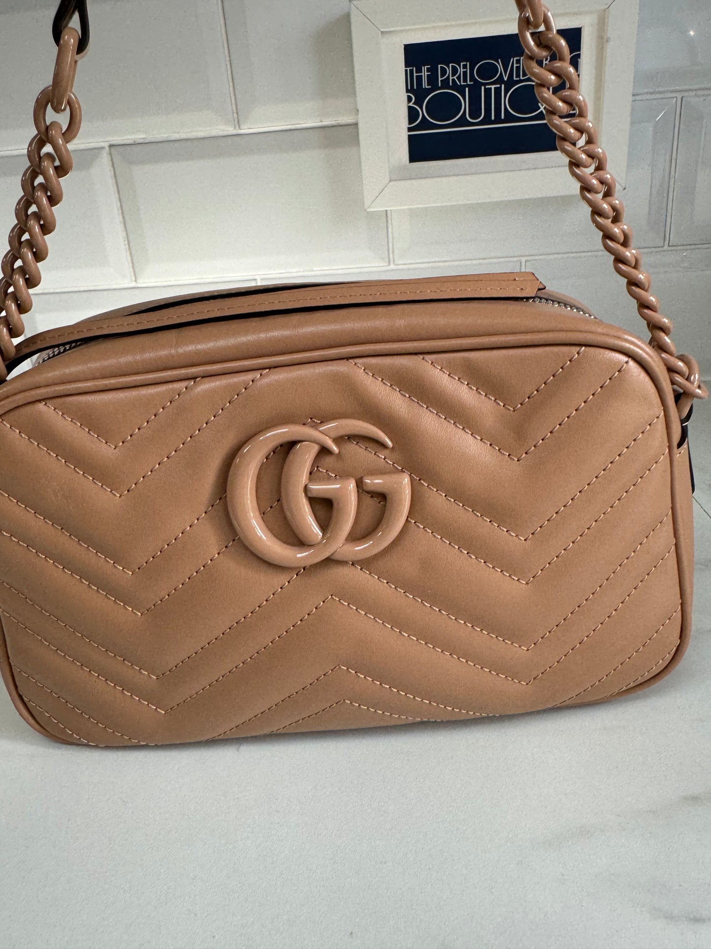 Gucci Small Marmont Matelassé Shoulder Bag - Beige