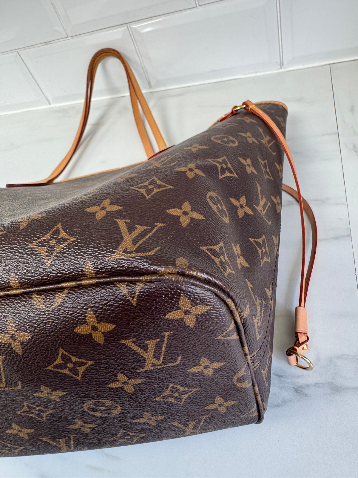 Louis Vuitton MM Neverfull & Pouch- Monogram Cerises