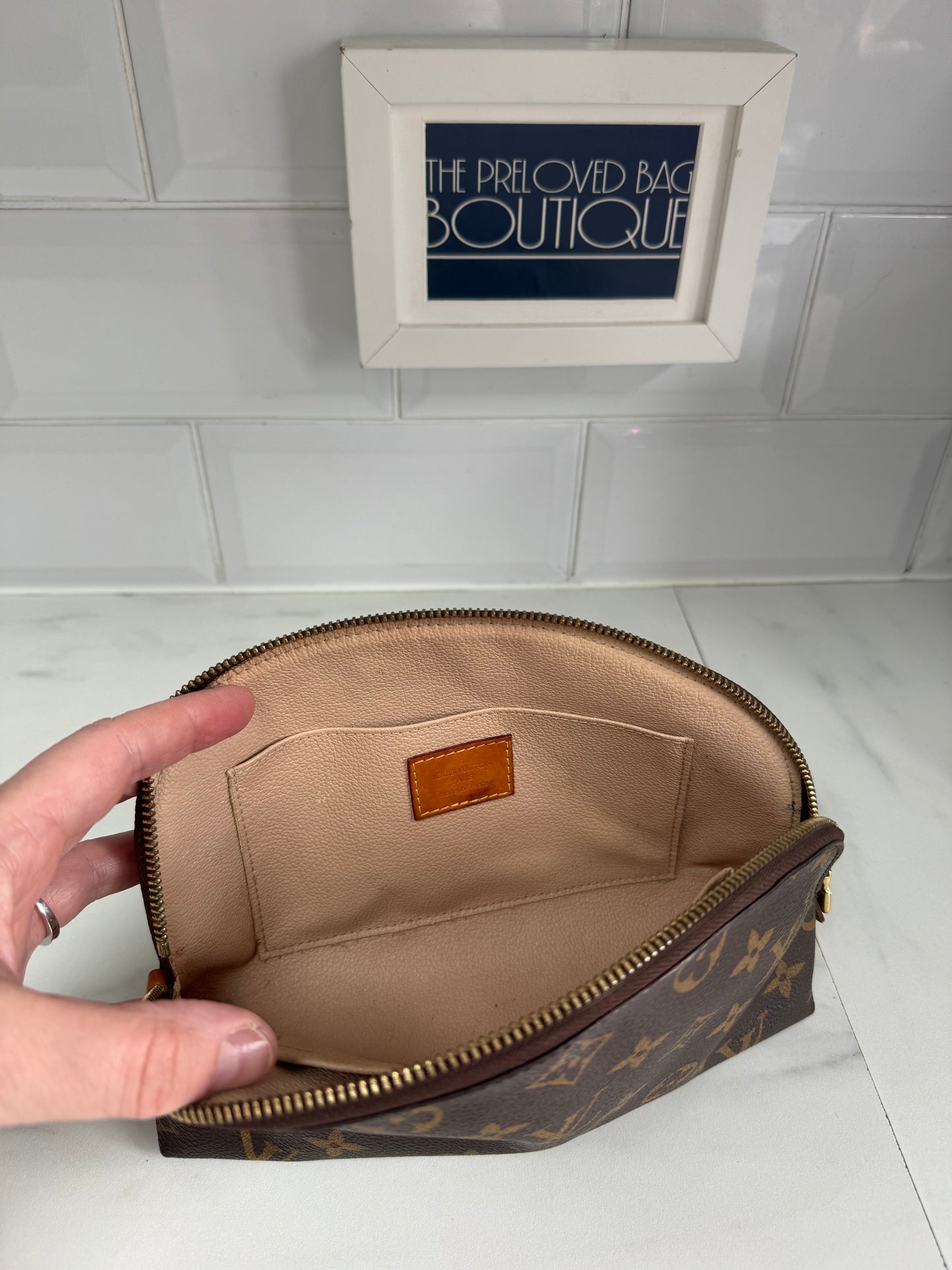 Louis Vuitton Cosmetic Pouch - Monogram brown