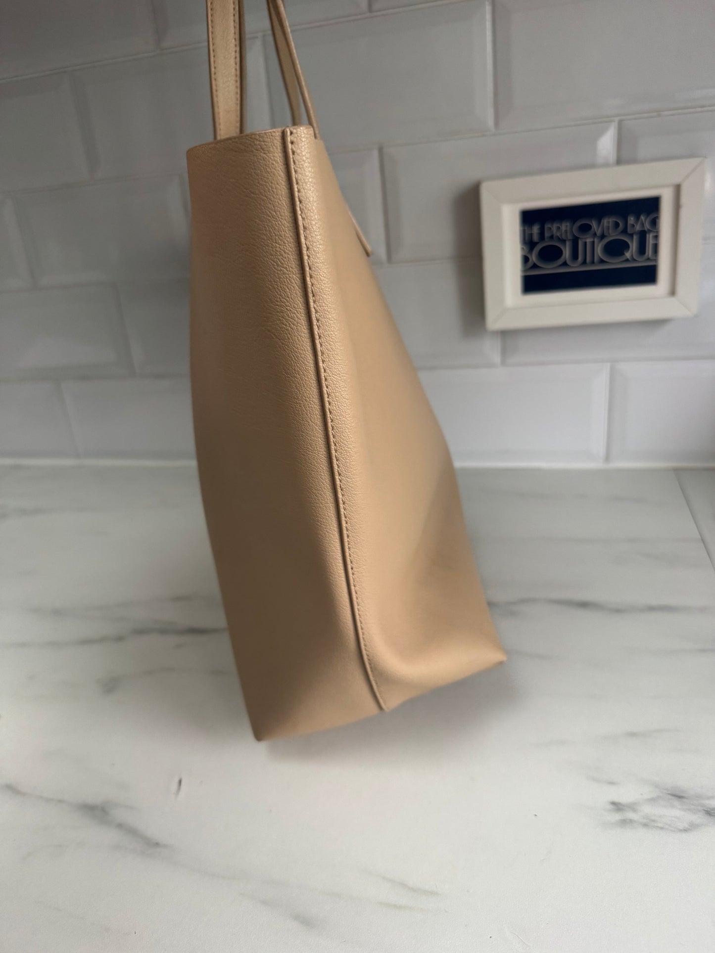 Saint Laurent East West Shopper Tote - Beige