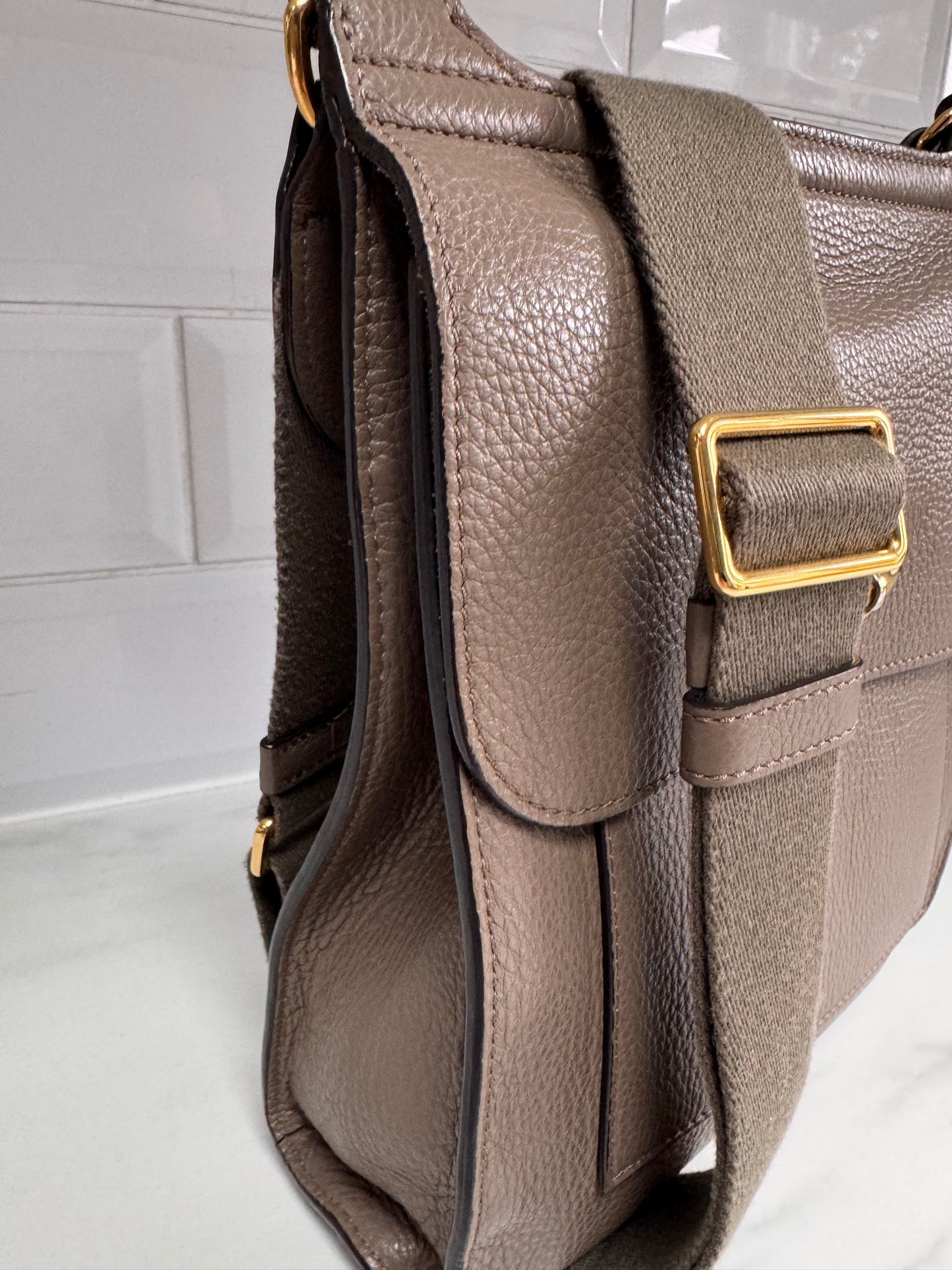 Mulberry Antony Messenger - Clay