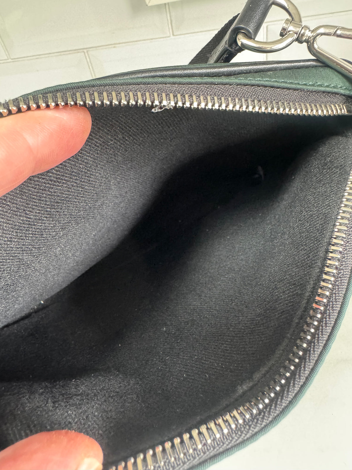 Mulberry Unisex Messenger Bag - Black and Mulberry Green Eco Nylon