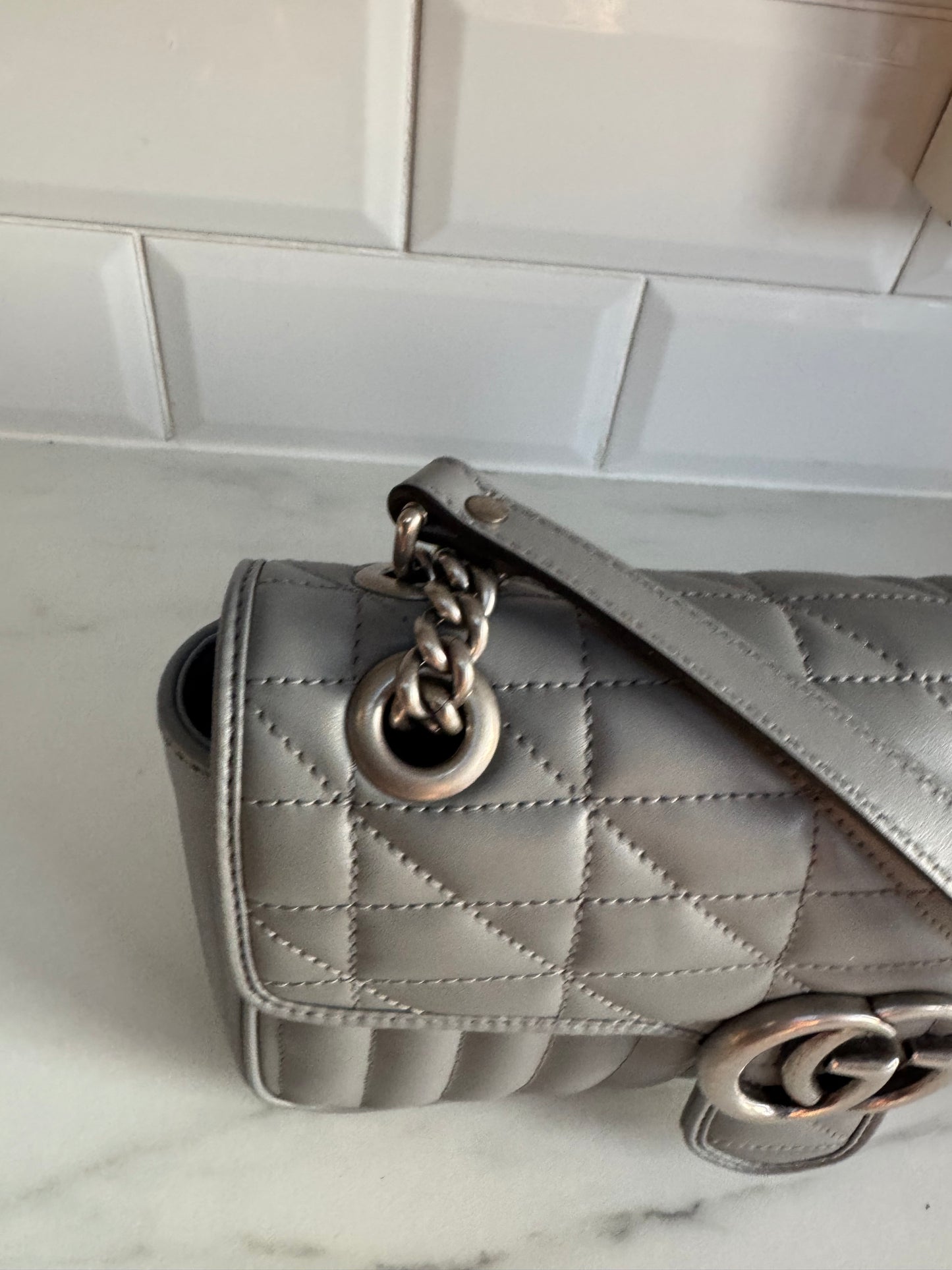 Gucci GG Marmont Shoulder Bag - Grey