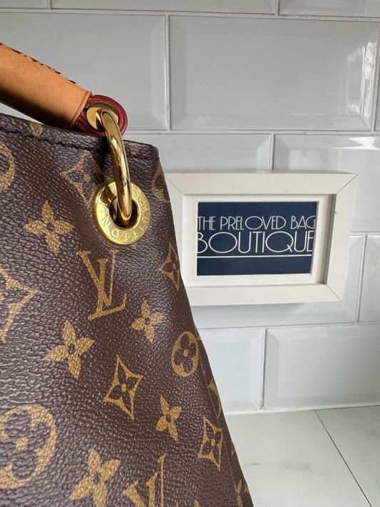 Louis Vuitton Artsy - Monogram
