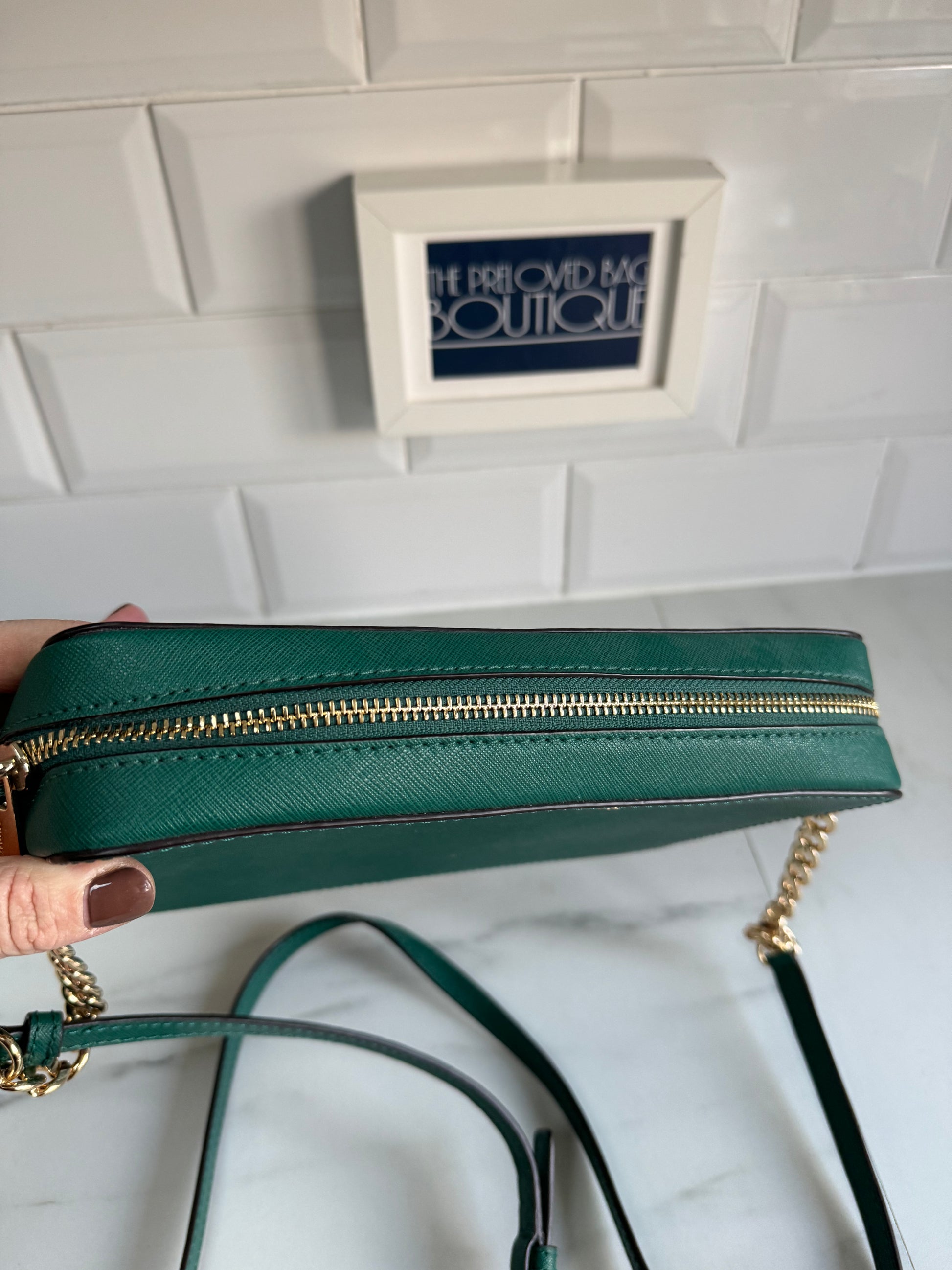 Emerald green 2025 michael kors purse