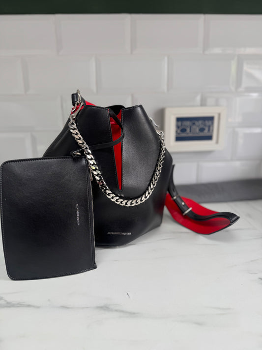 Alexander McQueen Bucket Bag - Black