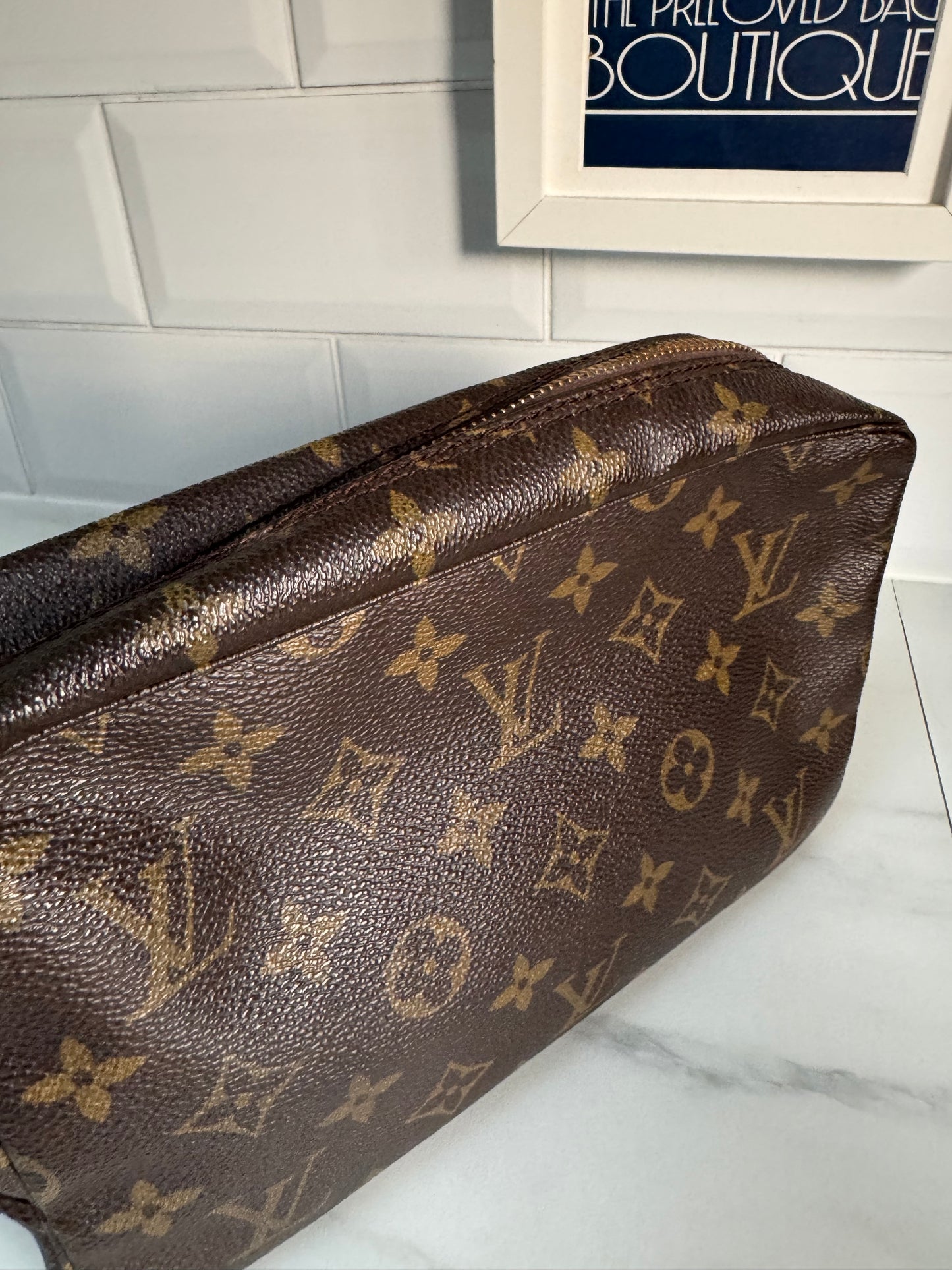 Louis Vuitton Trousse 23 - Monogram