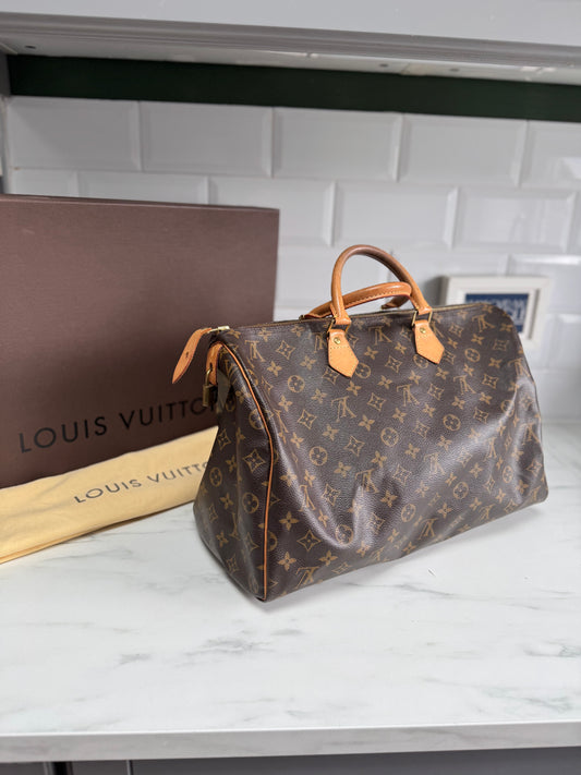 Louis Vuitton Speedy 40 - Monogram