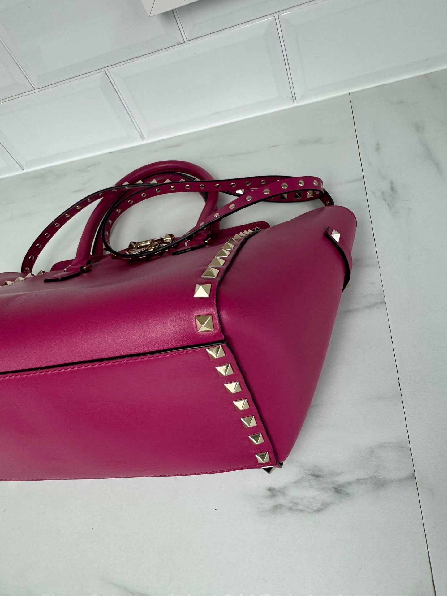 Valentino Rockstud Small Trapeze Tote - Magenta Pink