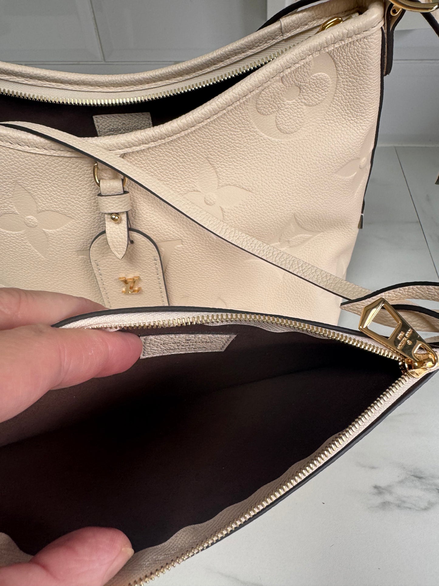 Louis Vuitton Carryall Creme Giant Monogram Emperiente PM - White