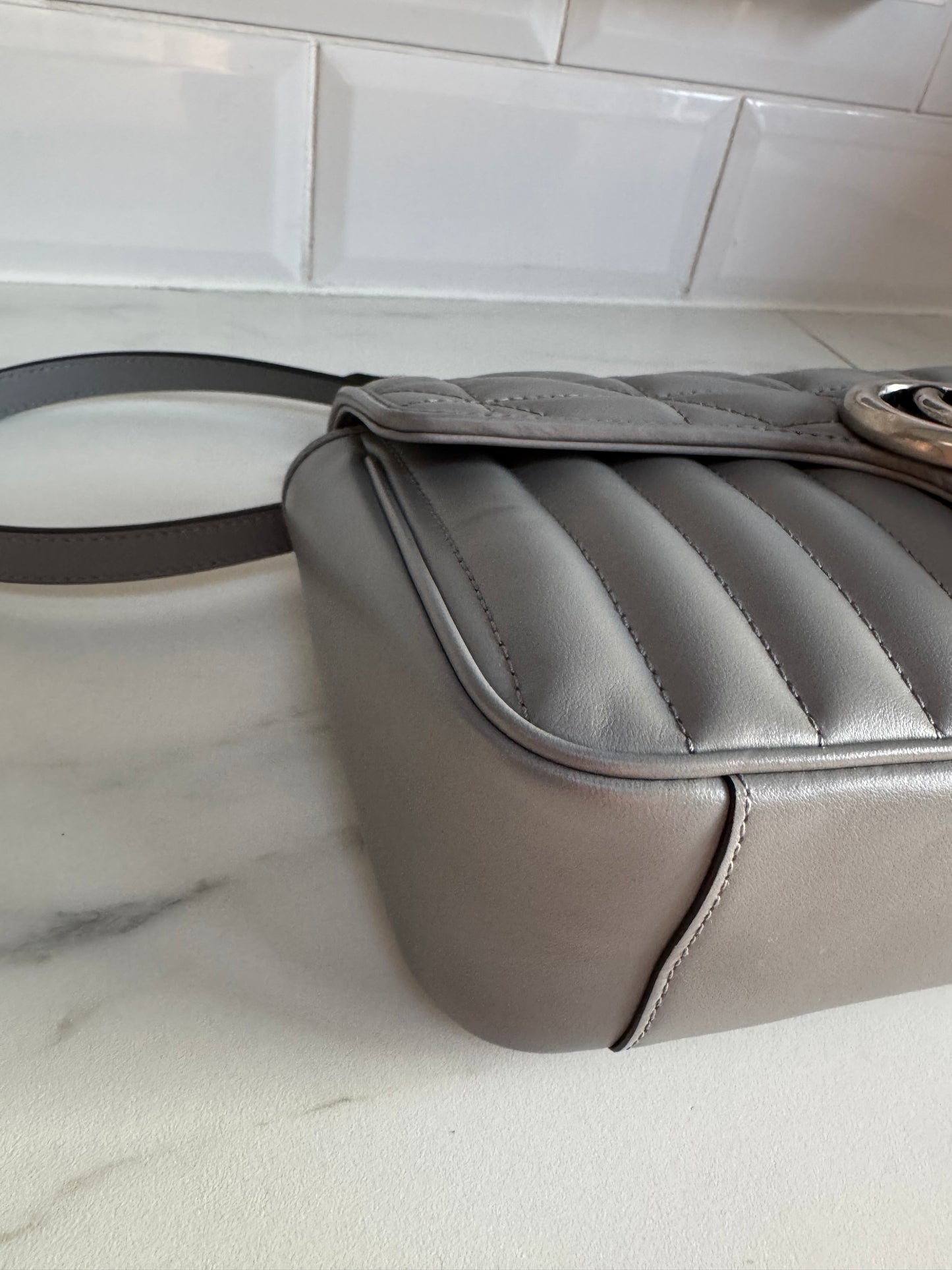 Gucci GG Marmont Shoulder Bag - Grey