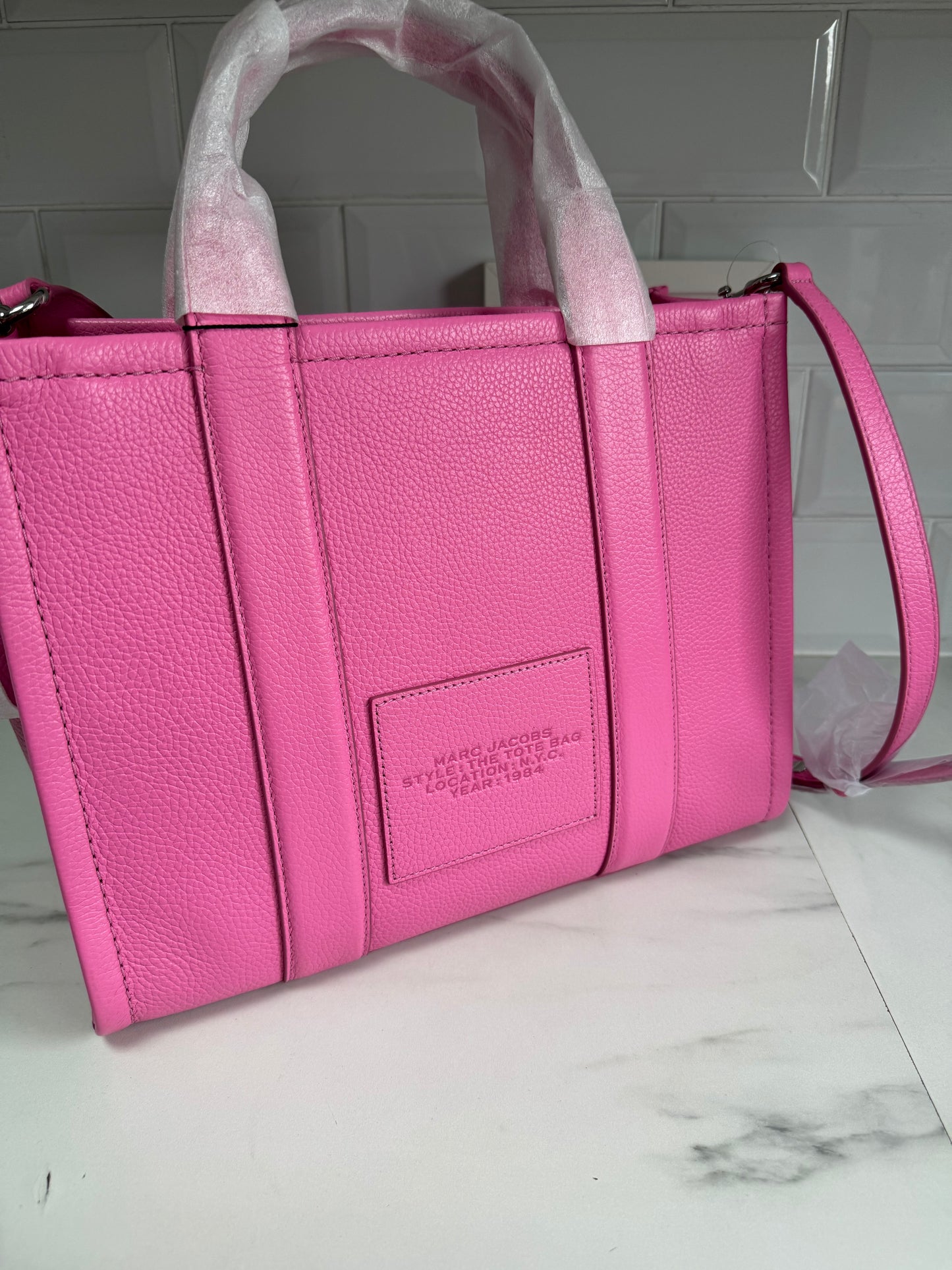 Marc Jacobs Medium Tote Bag - Hot Pink