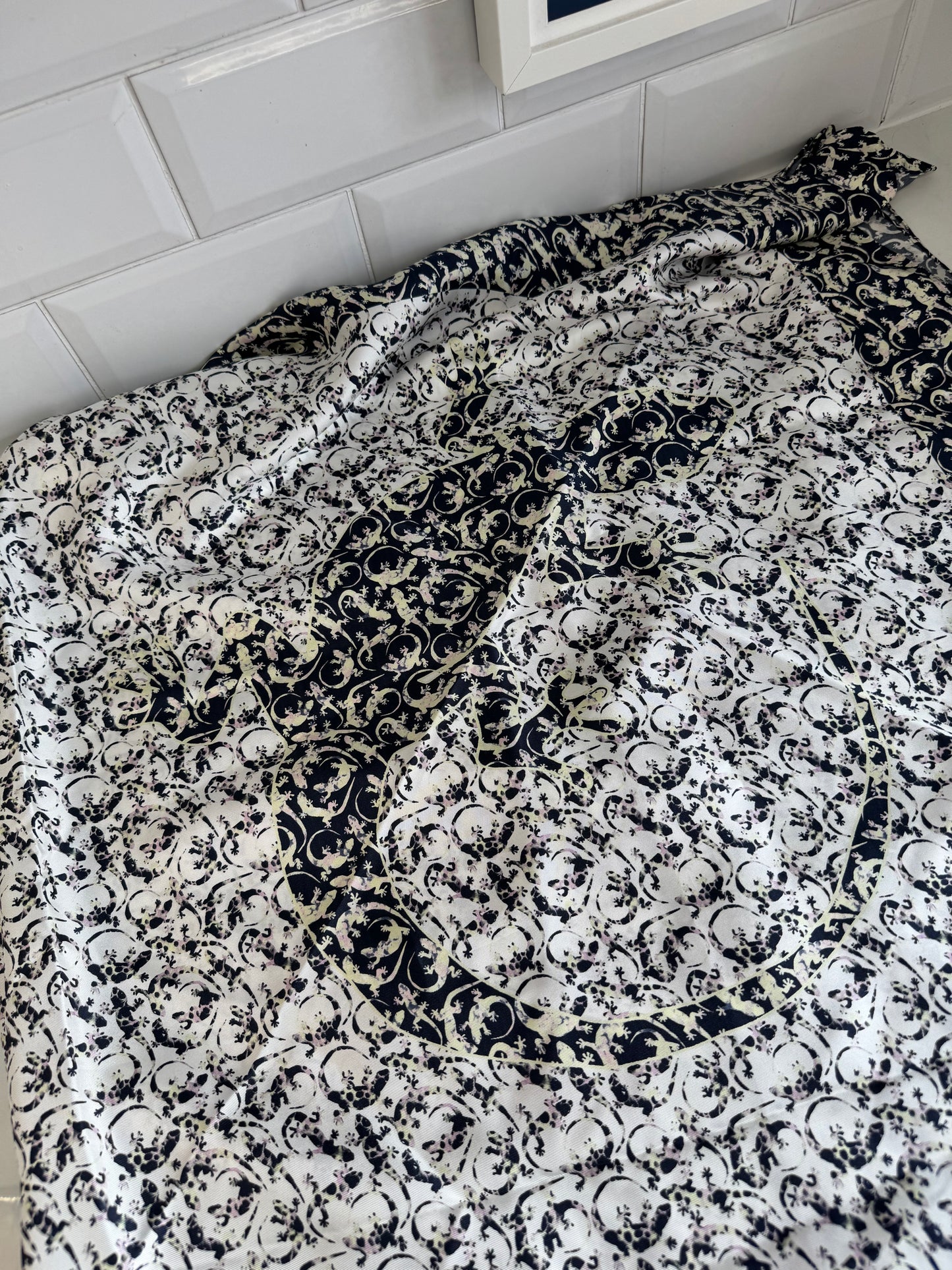Mulberry Limited Edition Silk Square Scarf Gecko Print - Blue, Cream, Pink