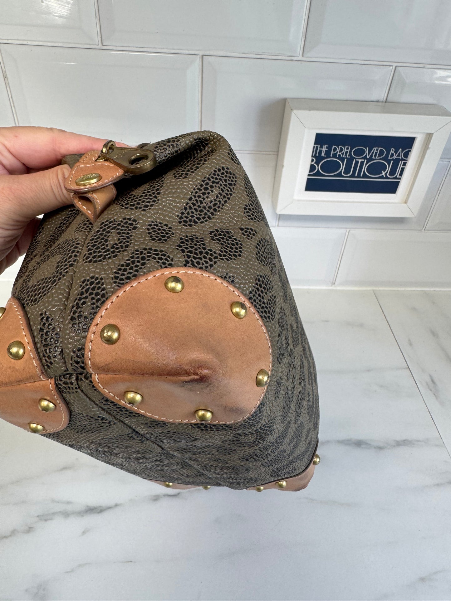 Mulberry Limited Edition Scotchgrain Birds Nest Wash Bag - Olive Green and Black Leopard Print
