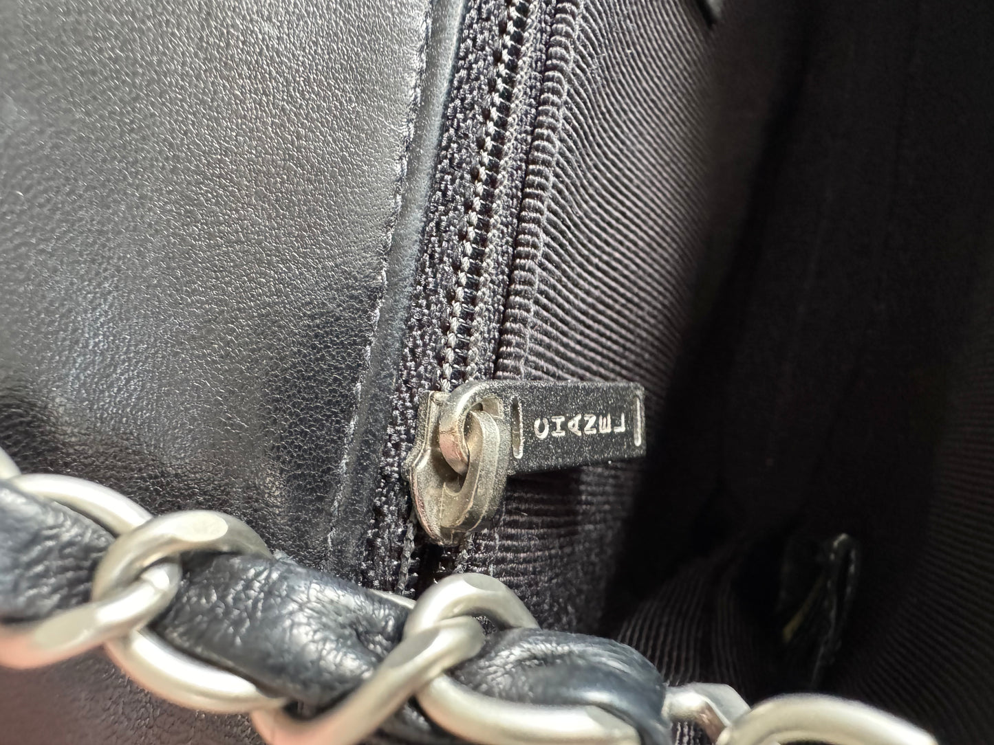Chanel Chocolate Bar Reissue - Black