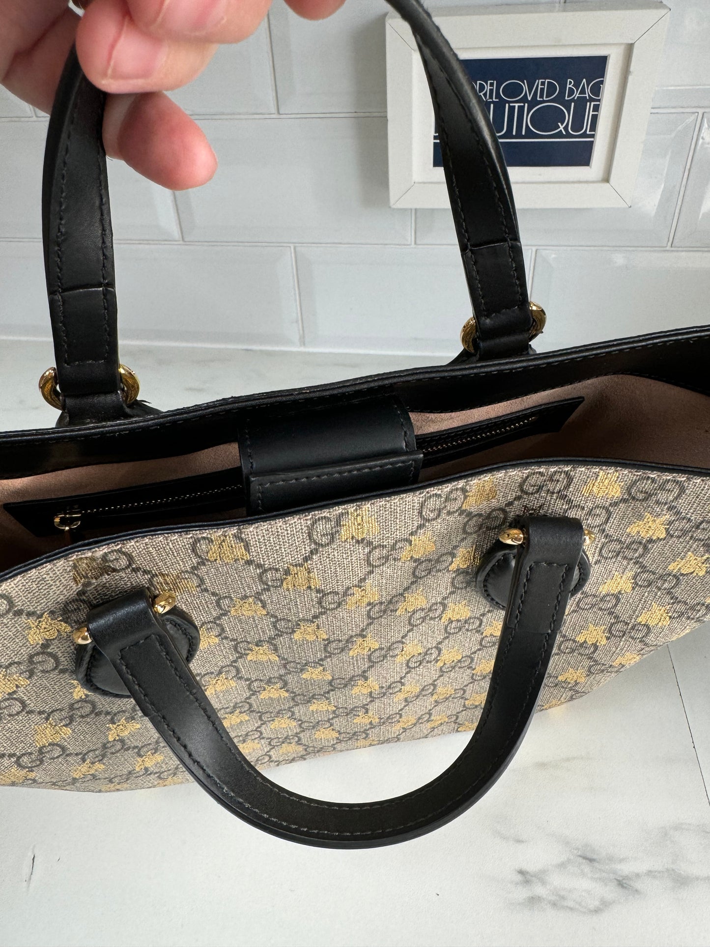 Gucci Limited Edition GGMonogram Supreme Bees Tote - Brown & Gold