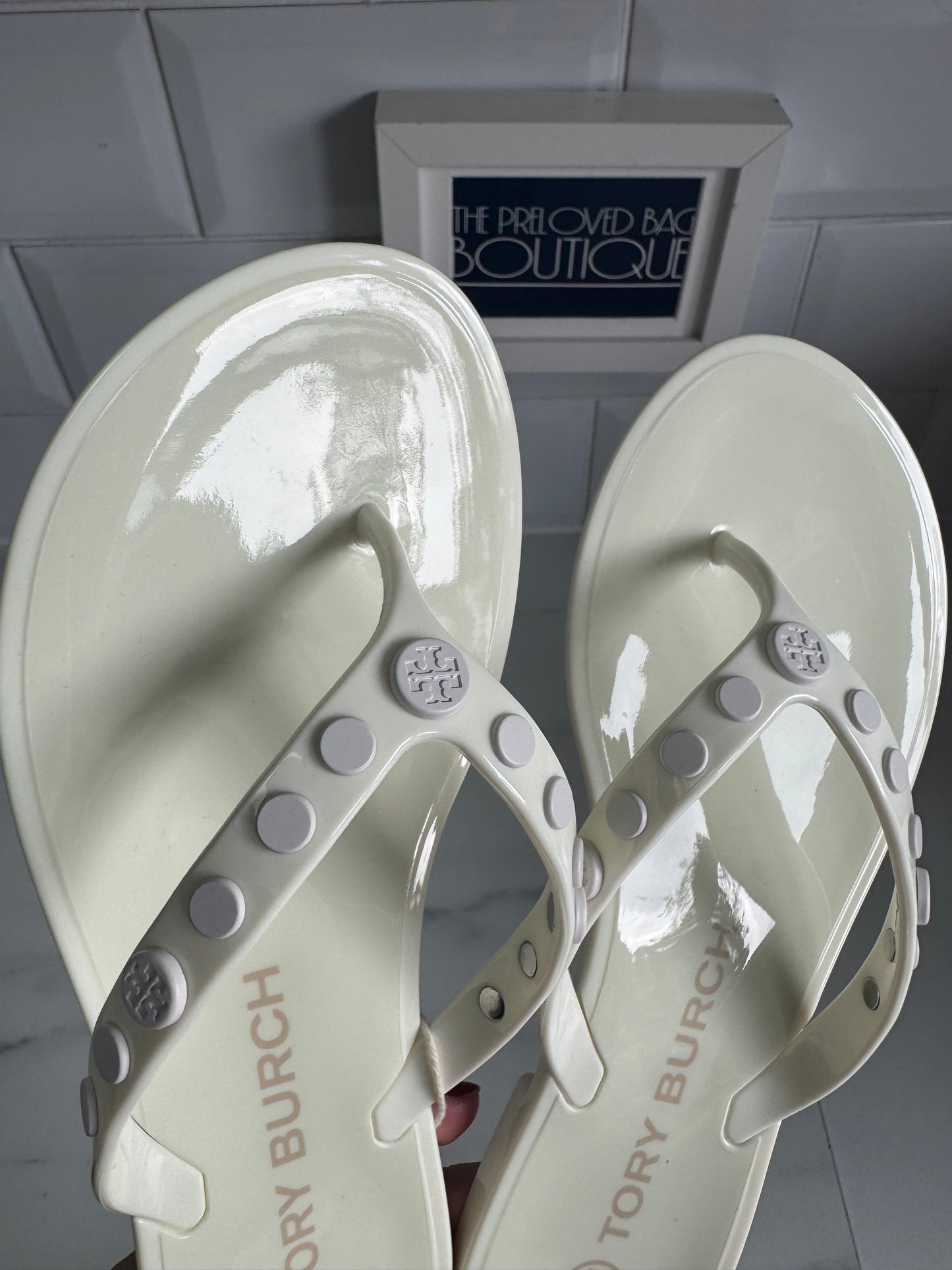 Tory Birch Flip Flops - White