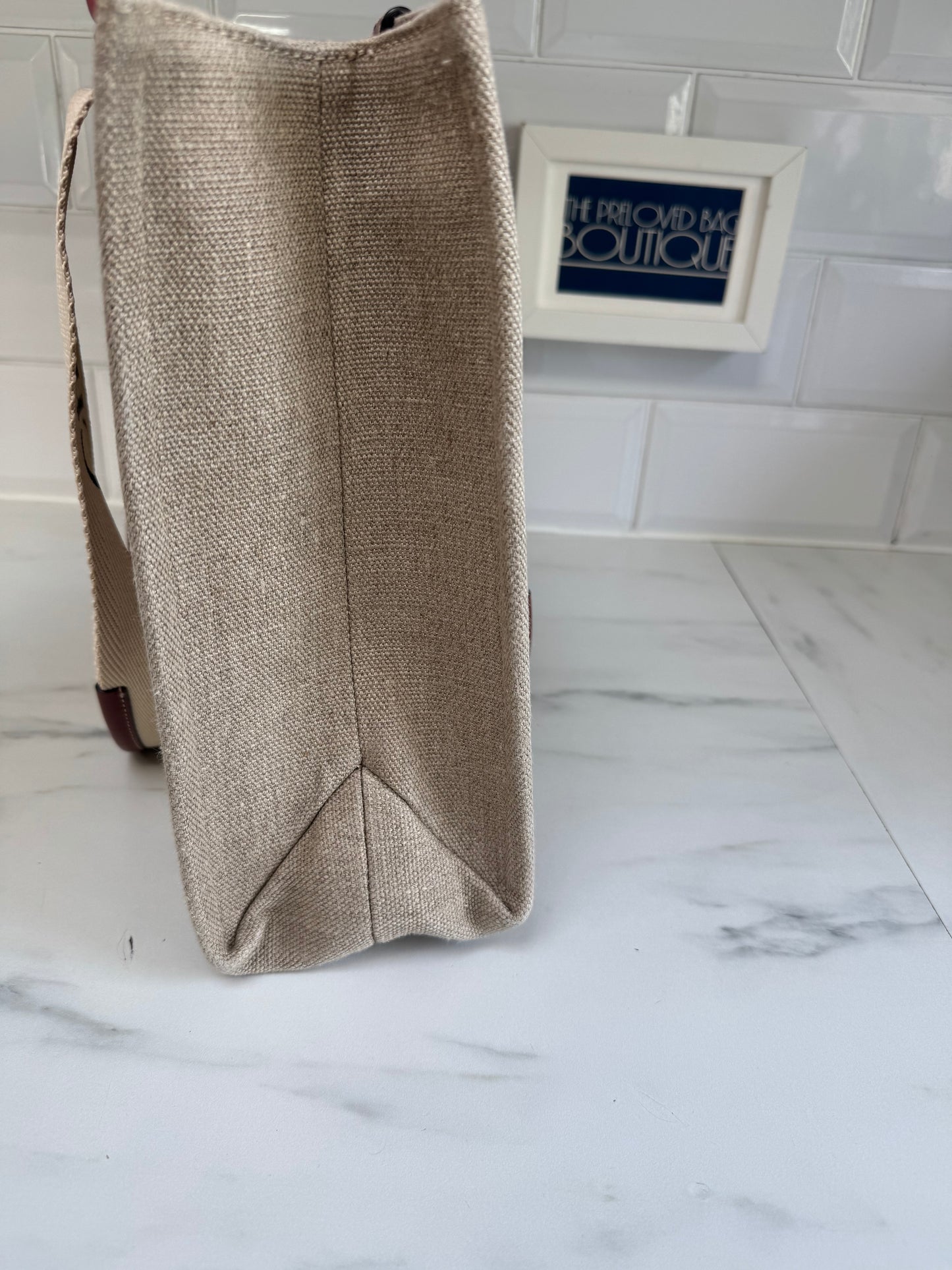 Chloé Medium Woody Tote - Beige, White & Tan