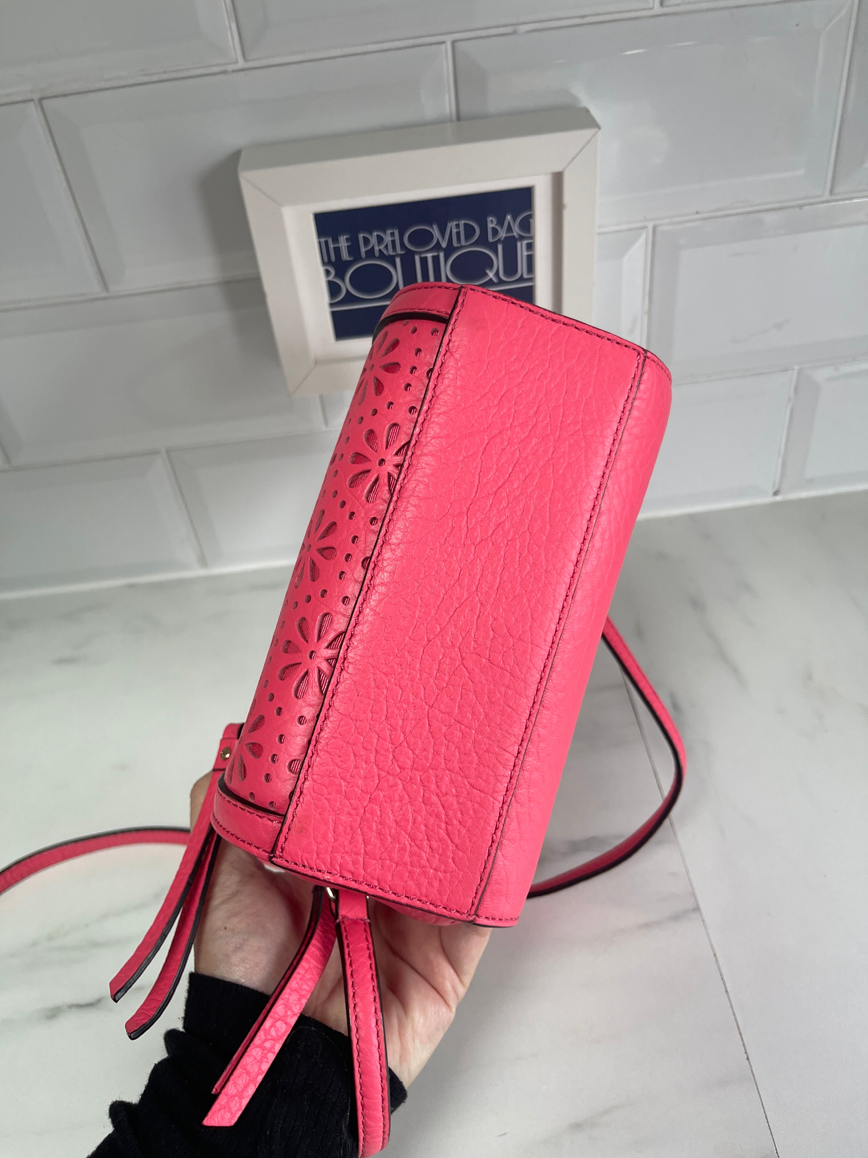 Kate spade peony discount wallet