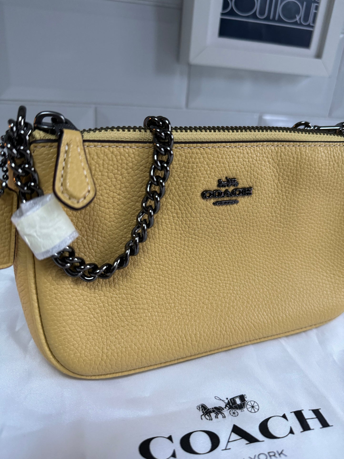 Coach Nolita 19 - Yellow