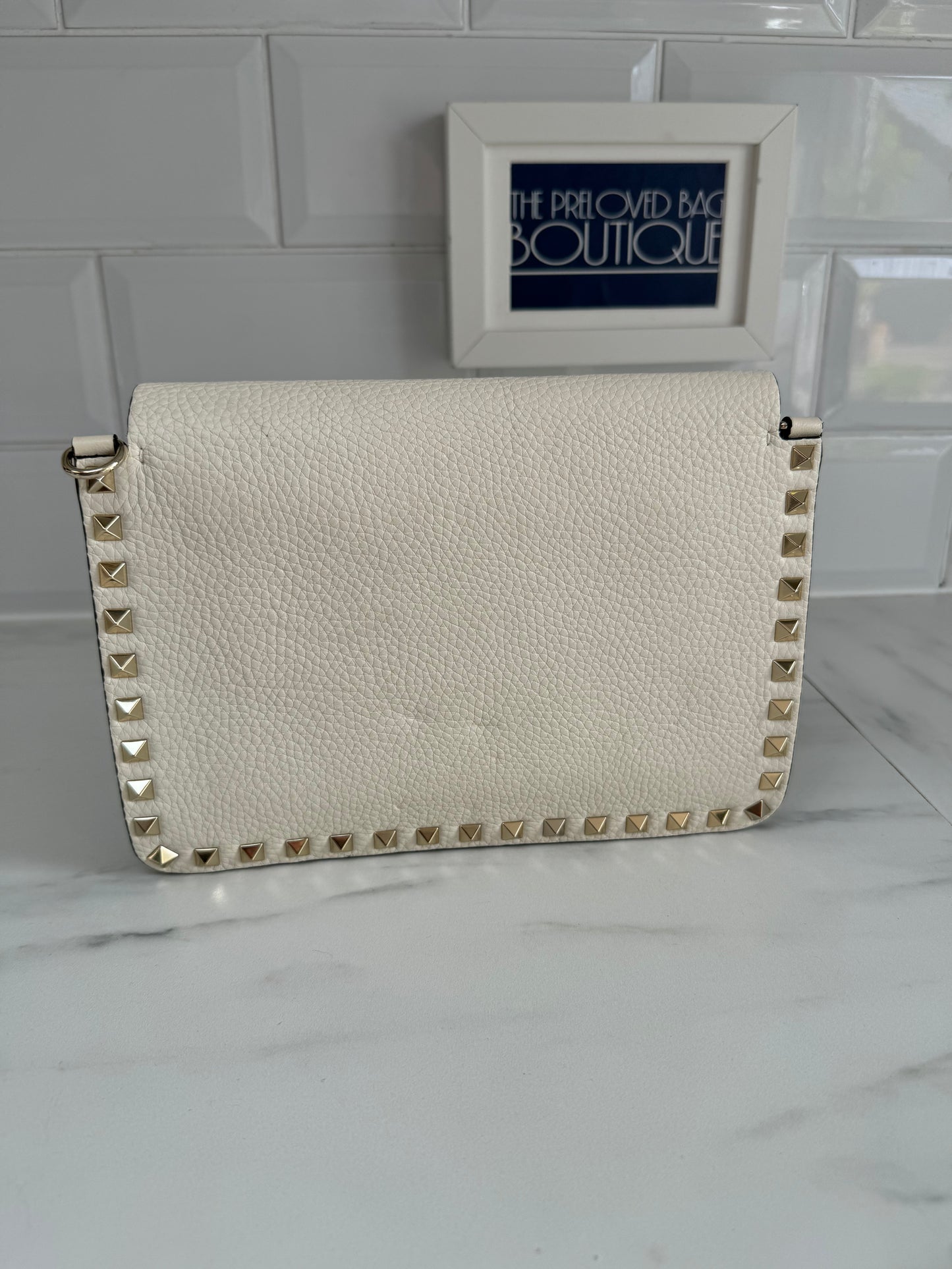 Valentino Garavani Small Rockstud Shoulder Bag - white