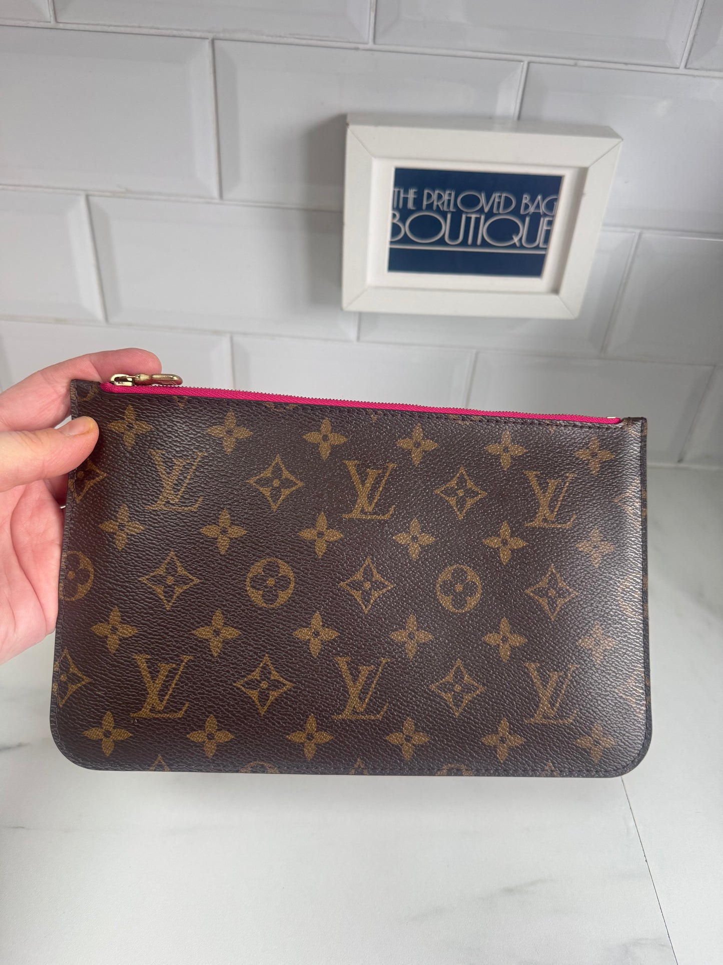 Louis Vuitton Neverfull Pouch - Monogram Piovine