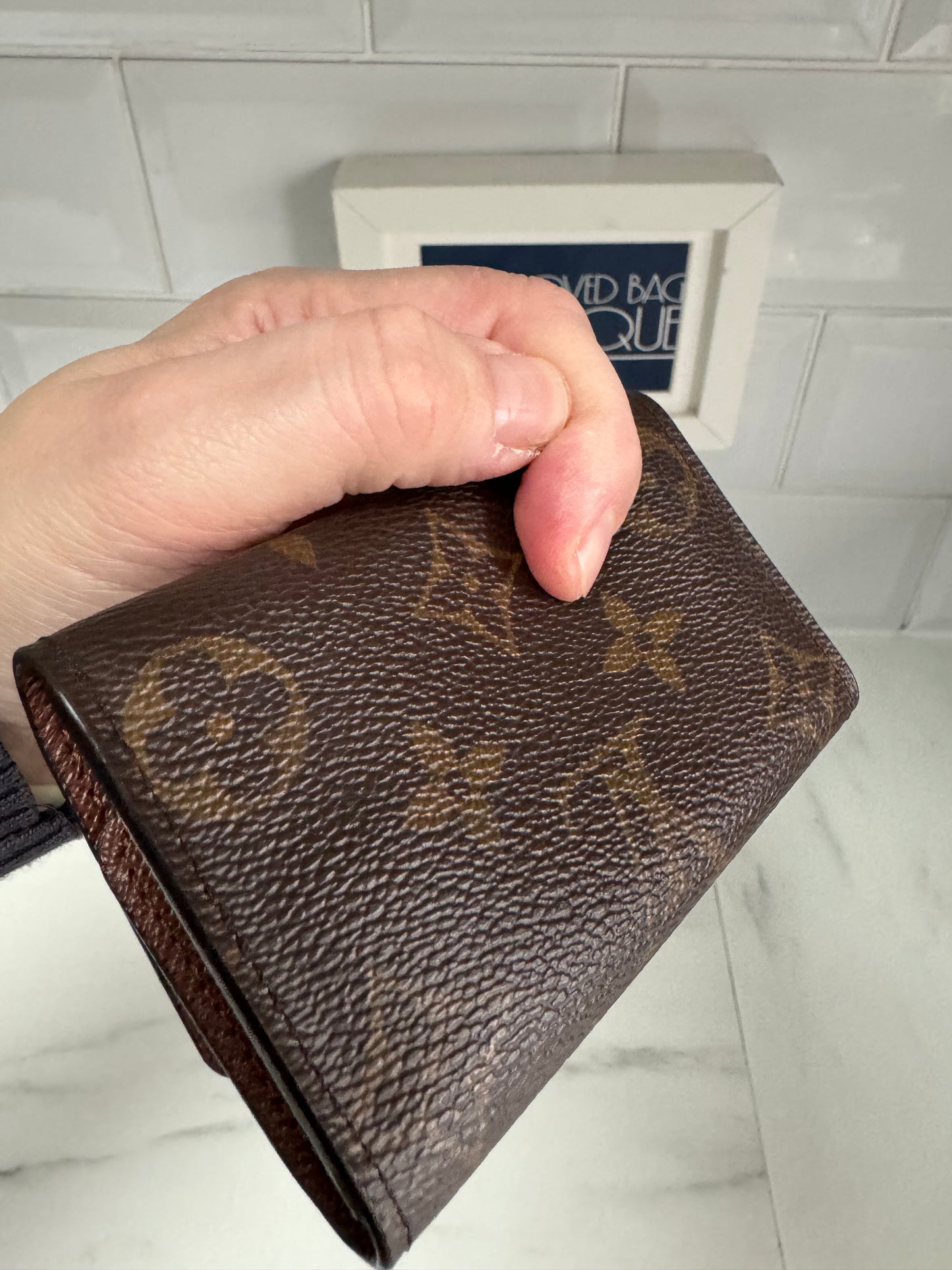 Louis Vuitton 6 Key Holder - Monogram (brown)