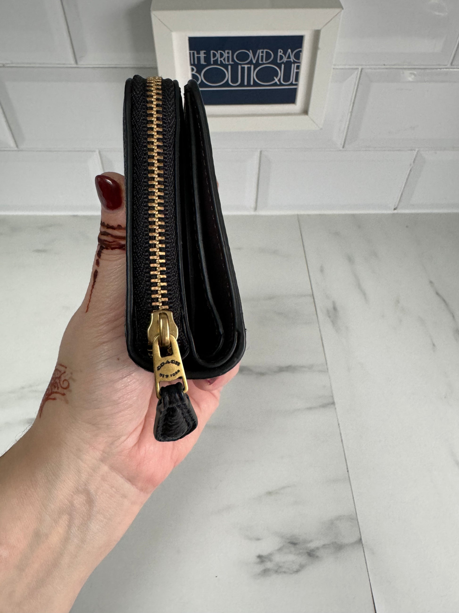 Coach shop wallet uk