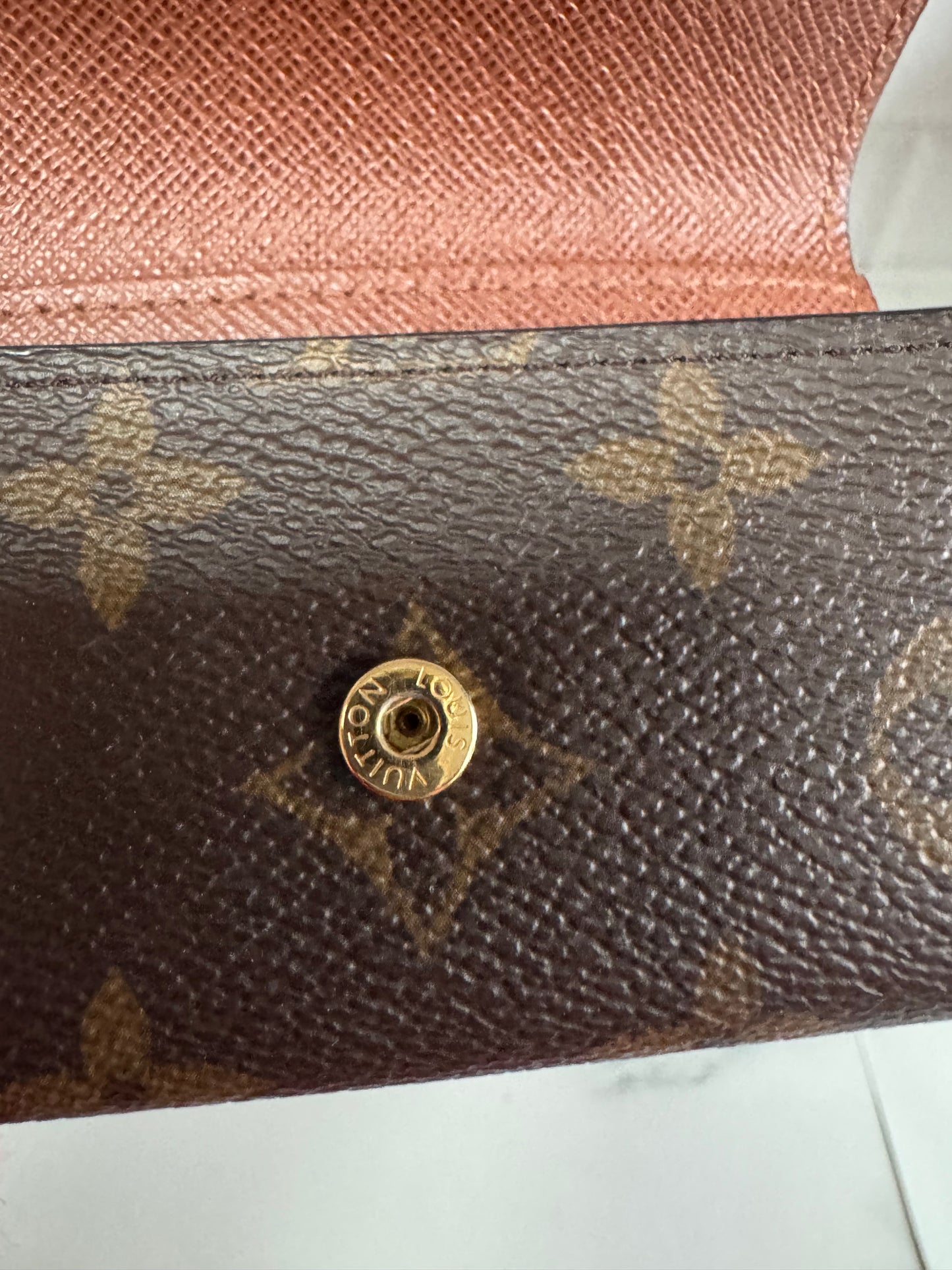 Louis Vuitton 6 Key Holder - Monogram Brown