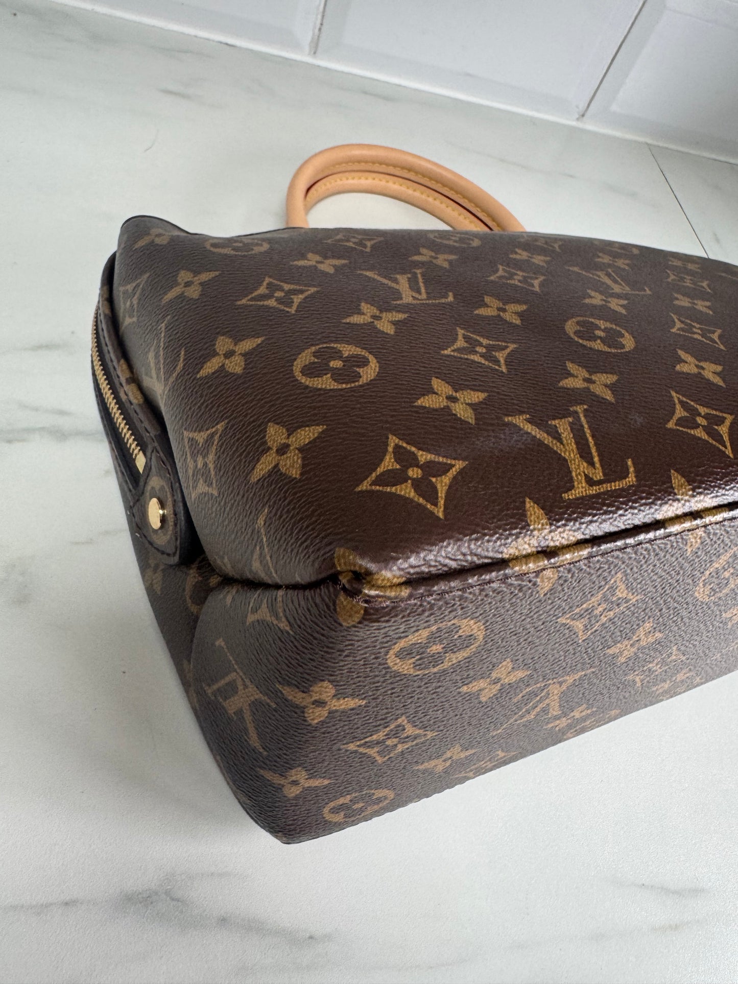 Louis Vuitton Petit Palais Monogram - Brown