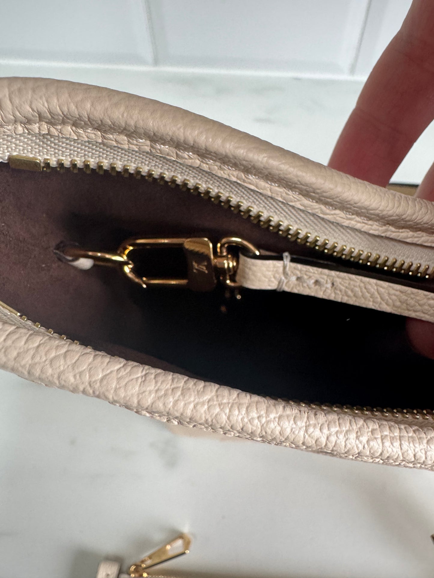 Louis Vuitton Carryall Creme Giant Monogram Emperiente PM - White