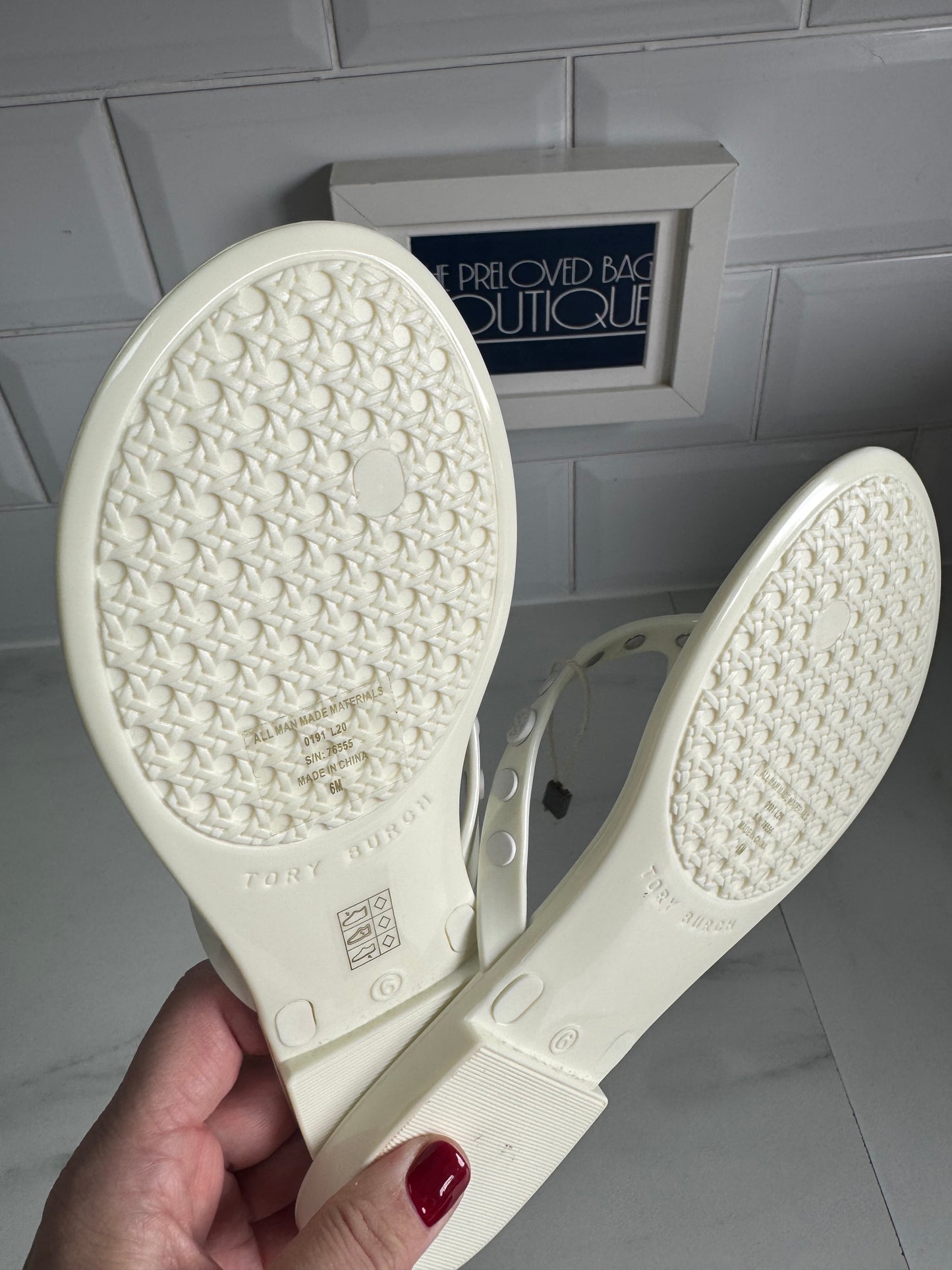 Tory Birch Flip Flops - White